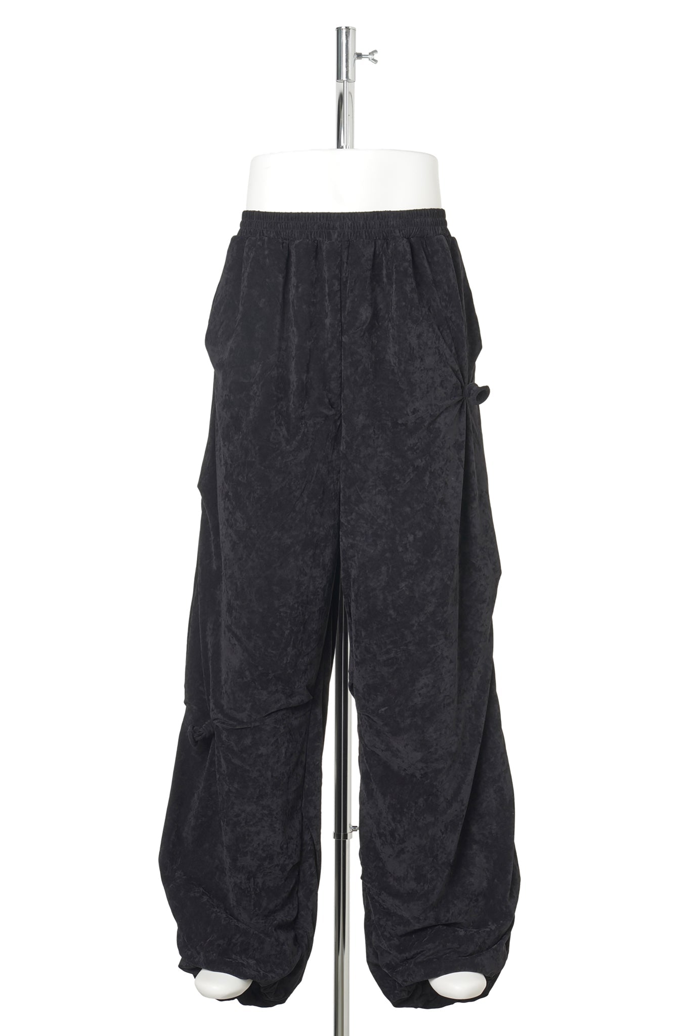DEFLATED BALLOON VELOUR PANTS / BLACK
