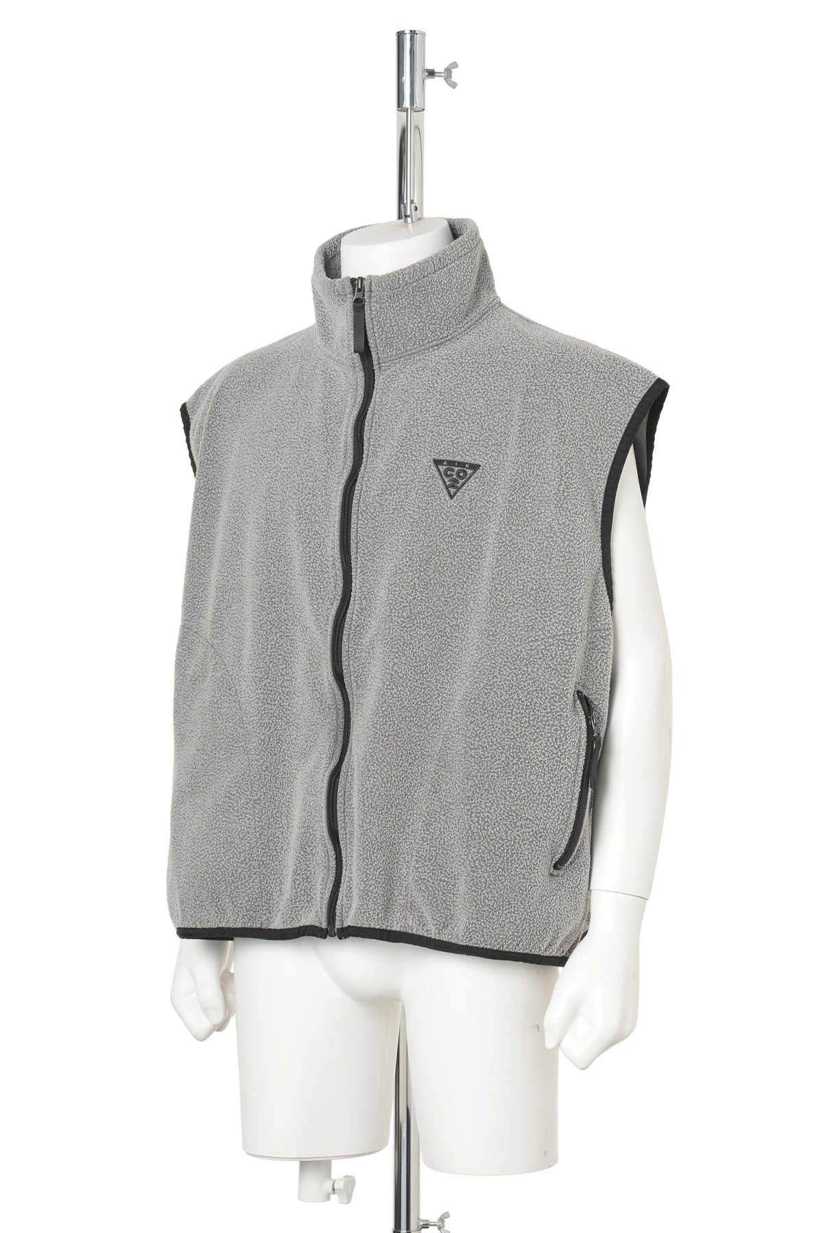 AIR YARN FLEECE VEST / CHARCOAL