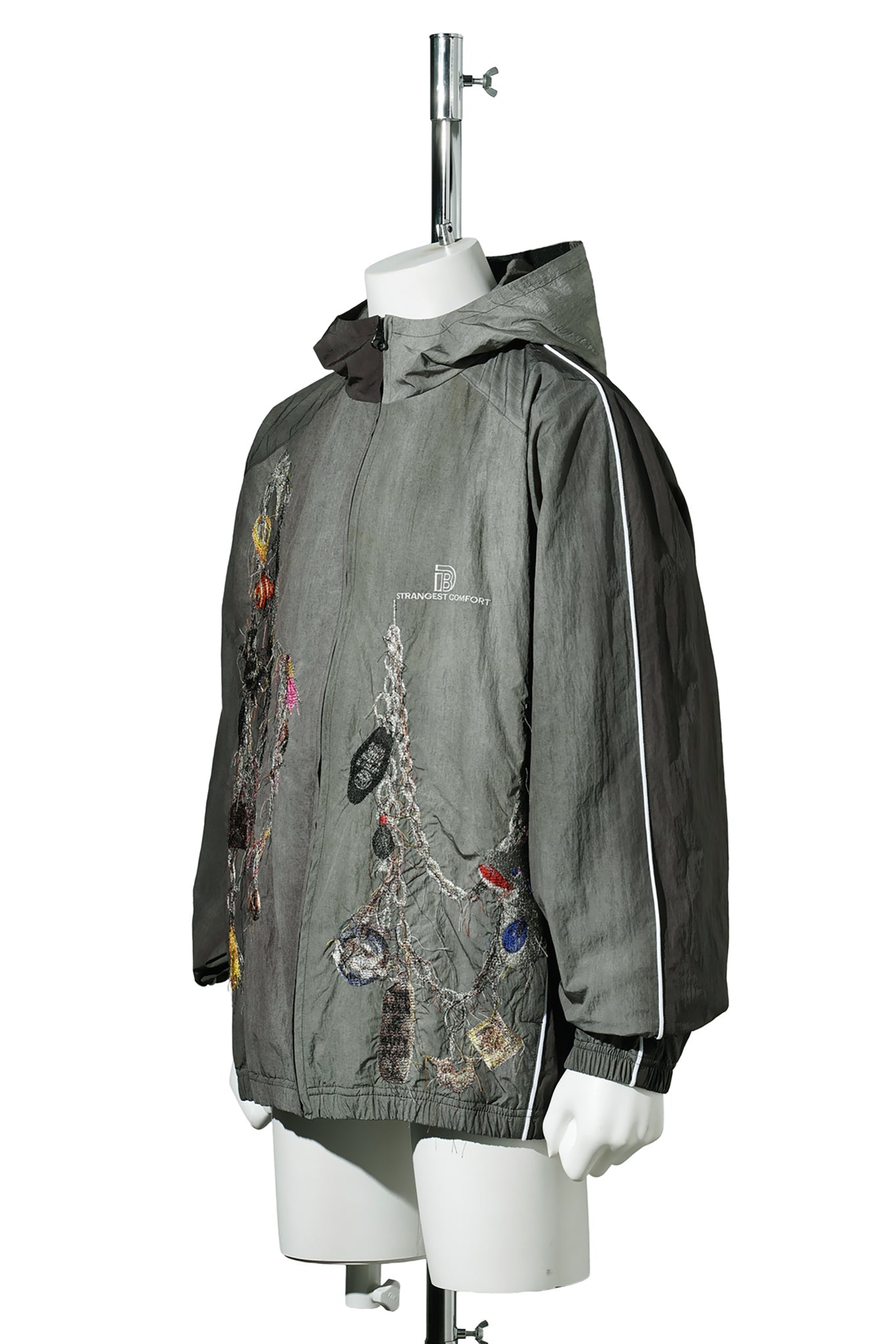 EMBROIDERED CAHIN TRACK JACKET / CHARCORL