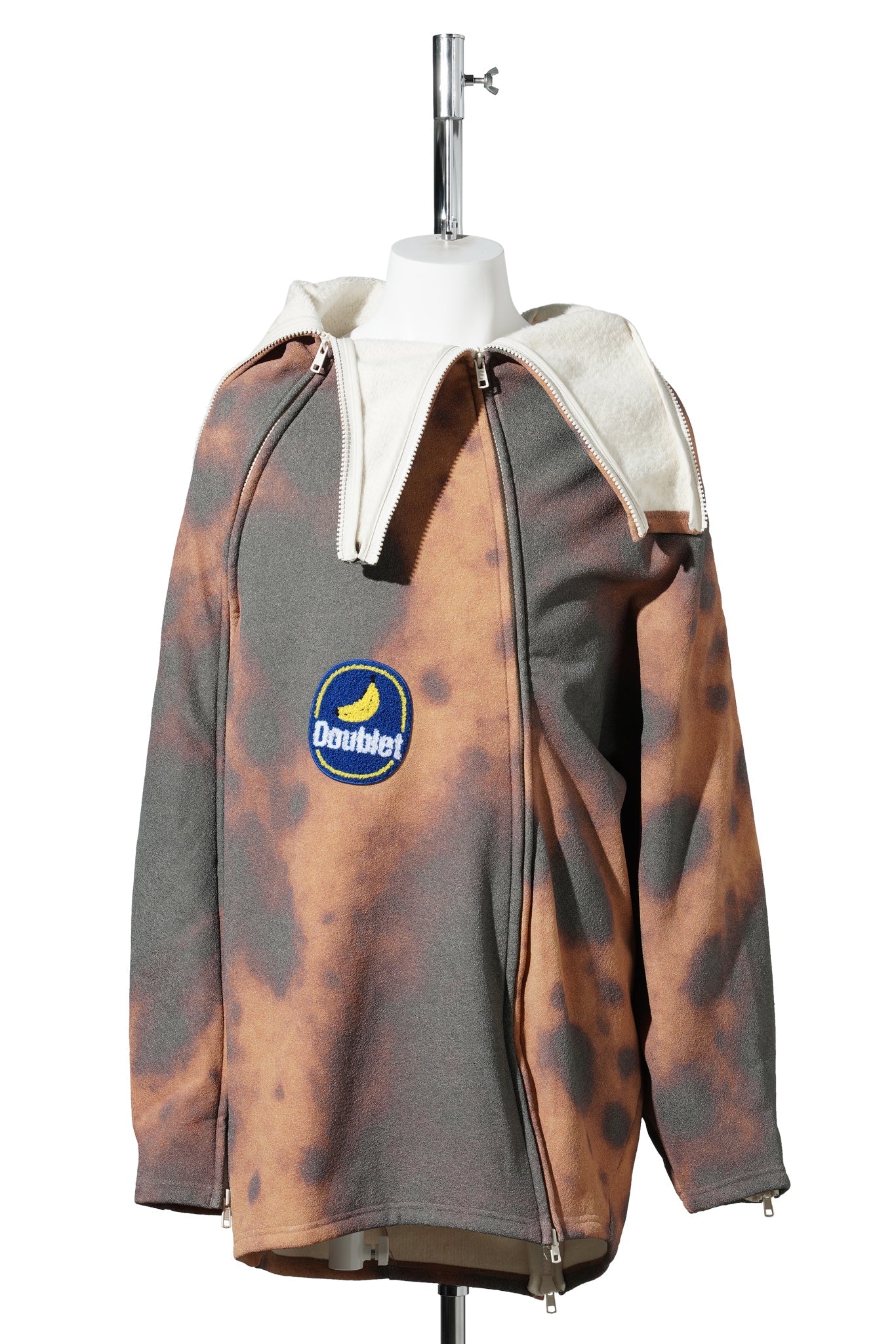 PEELABLE BANANA HOODIE / BROWN