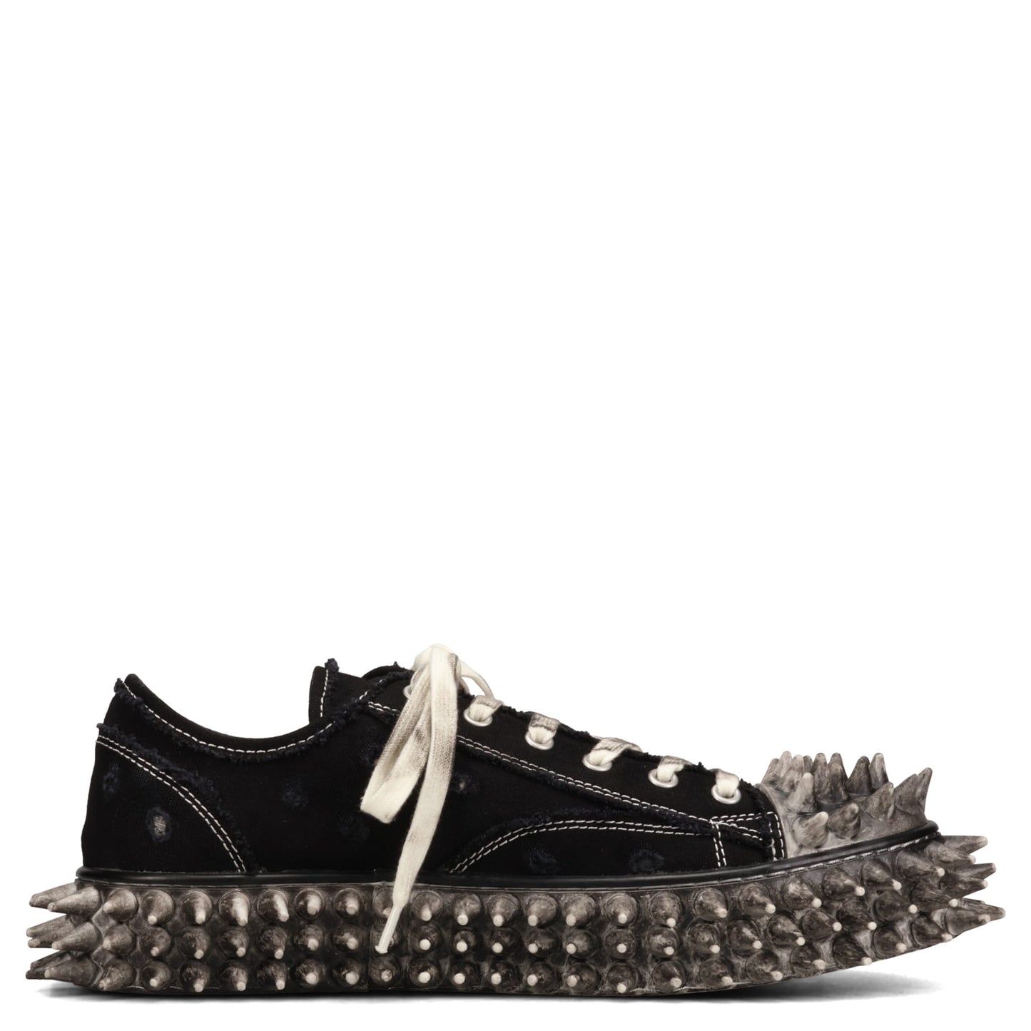 DIRTY SPIKE TOE CAP CANVAS SNEAKER / BLACK