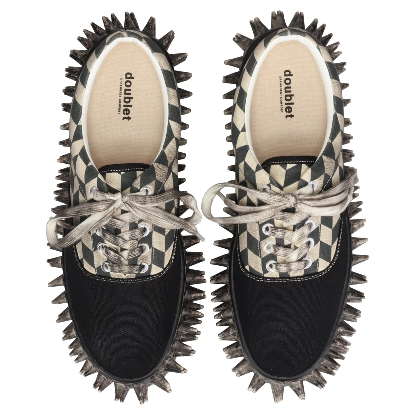 DIRTY SPIKE CANVAS SNEAKER / BLACK