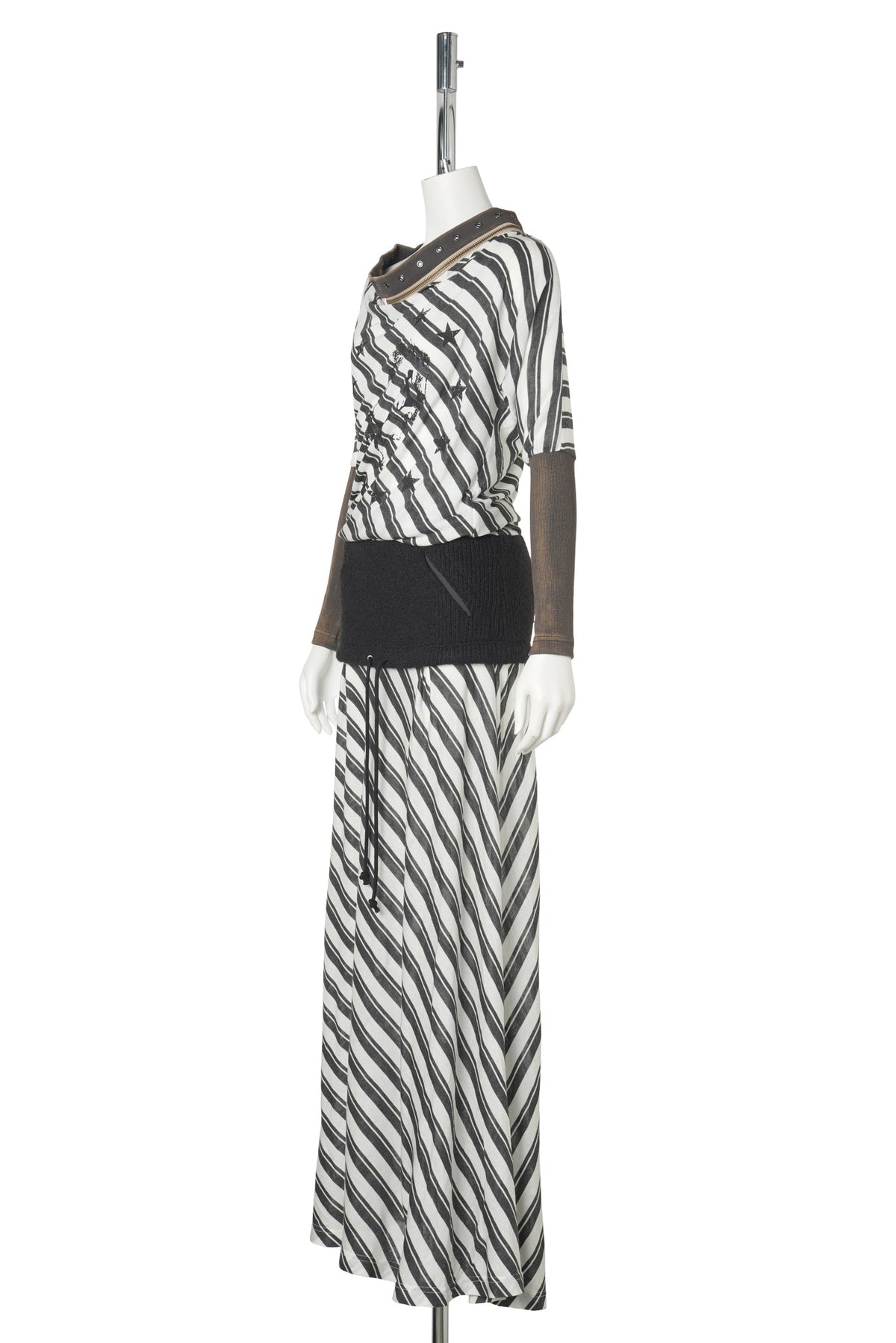 STRIPED OFF-SHOULDER TOP / GREY/BLACK