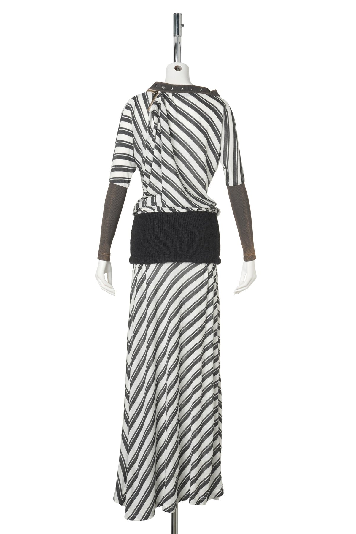STRIPED OFF-SHOULDER TOP / GREY/BLACK