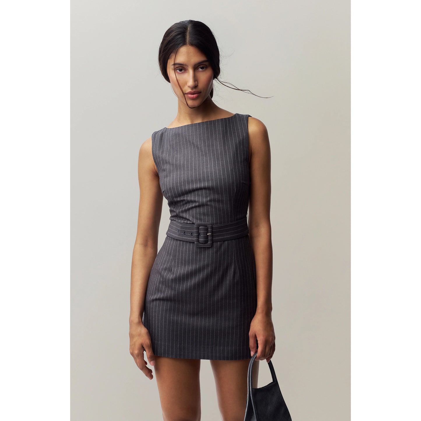 VIA PINSTRIPE DRESS / CHARCOAL/WHITE