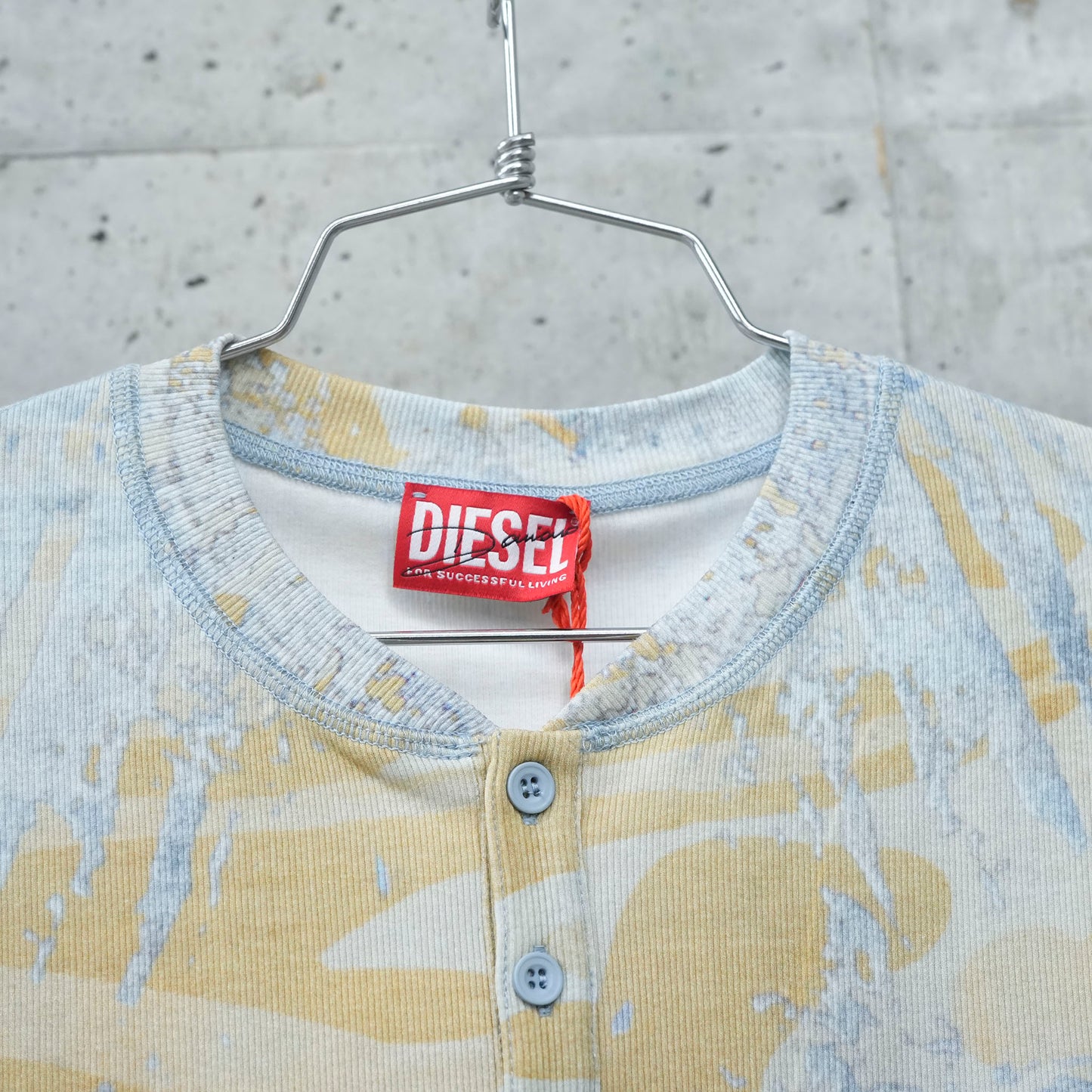 DIESEL x Damiano David T-SHIRTS / 22UA