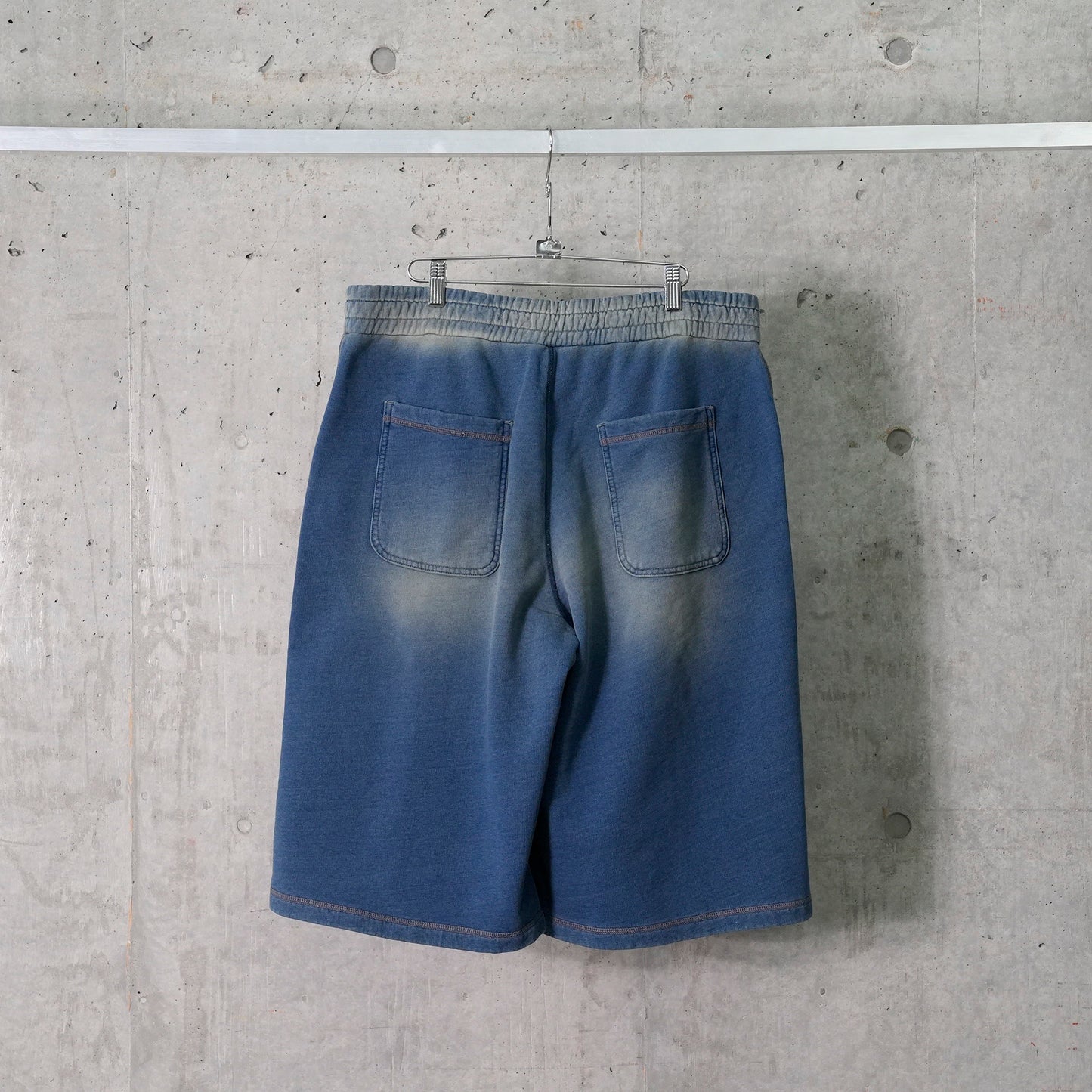 SHORT PANTS / 01