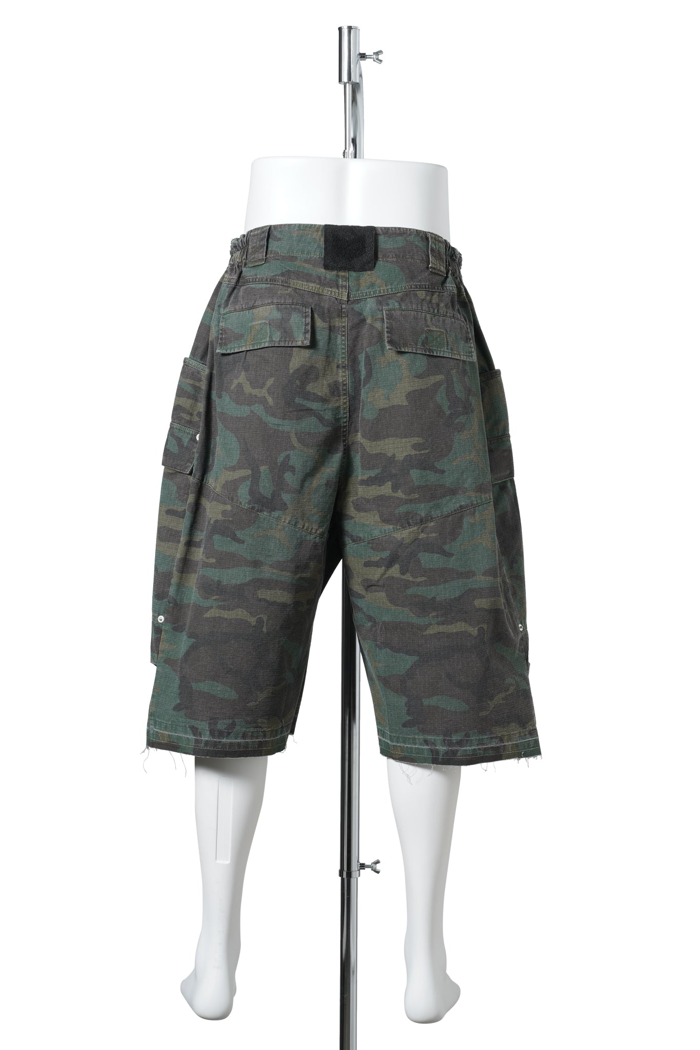 CARGO SHORT / CAMO