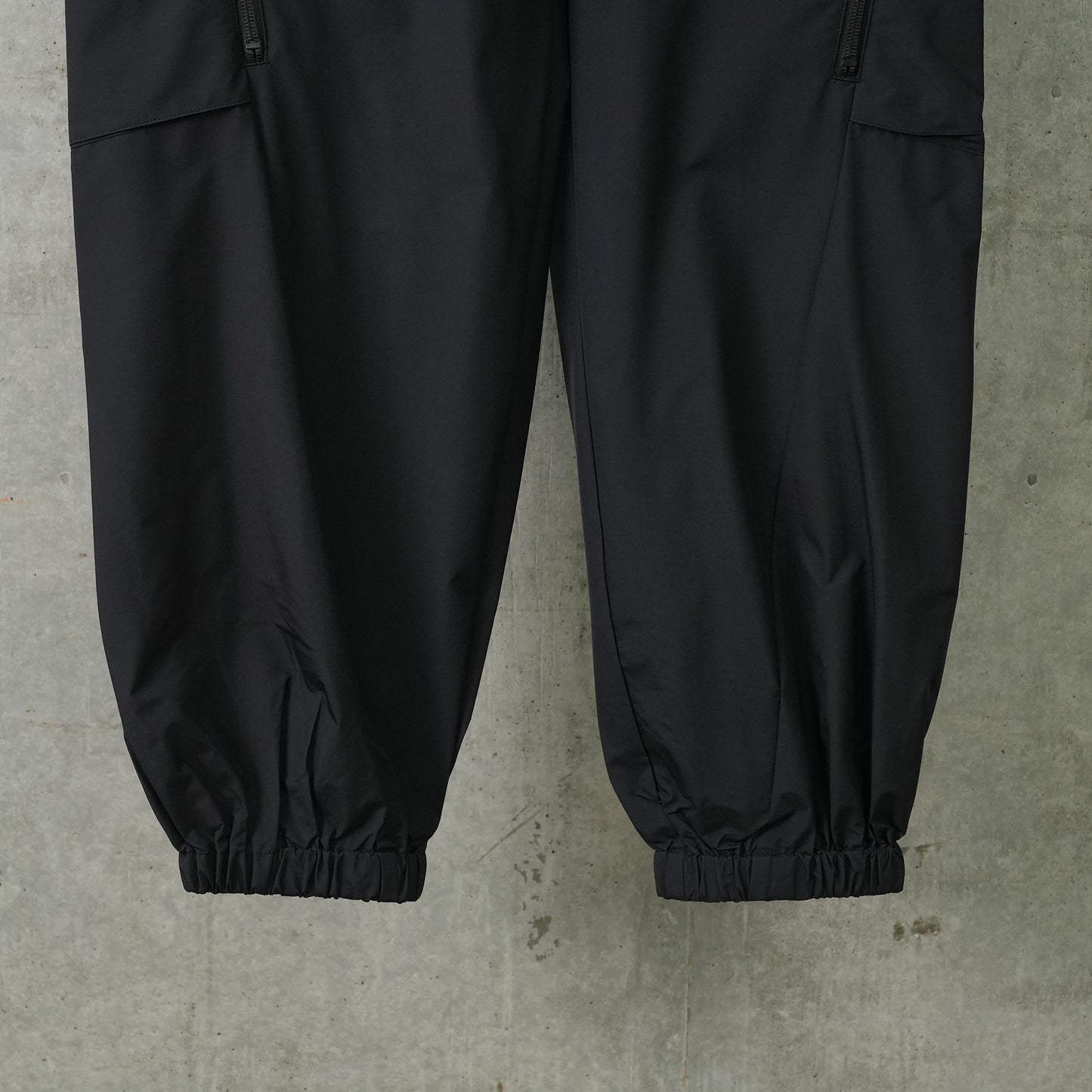 WIND STPR CARGO PANTS / BLACK