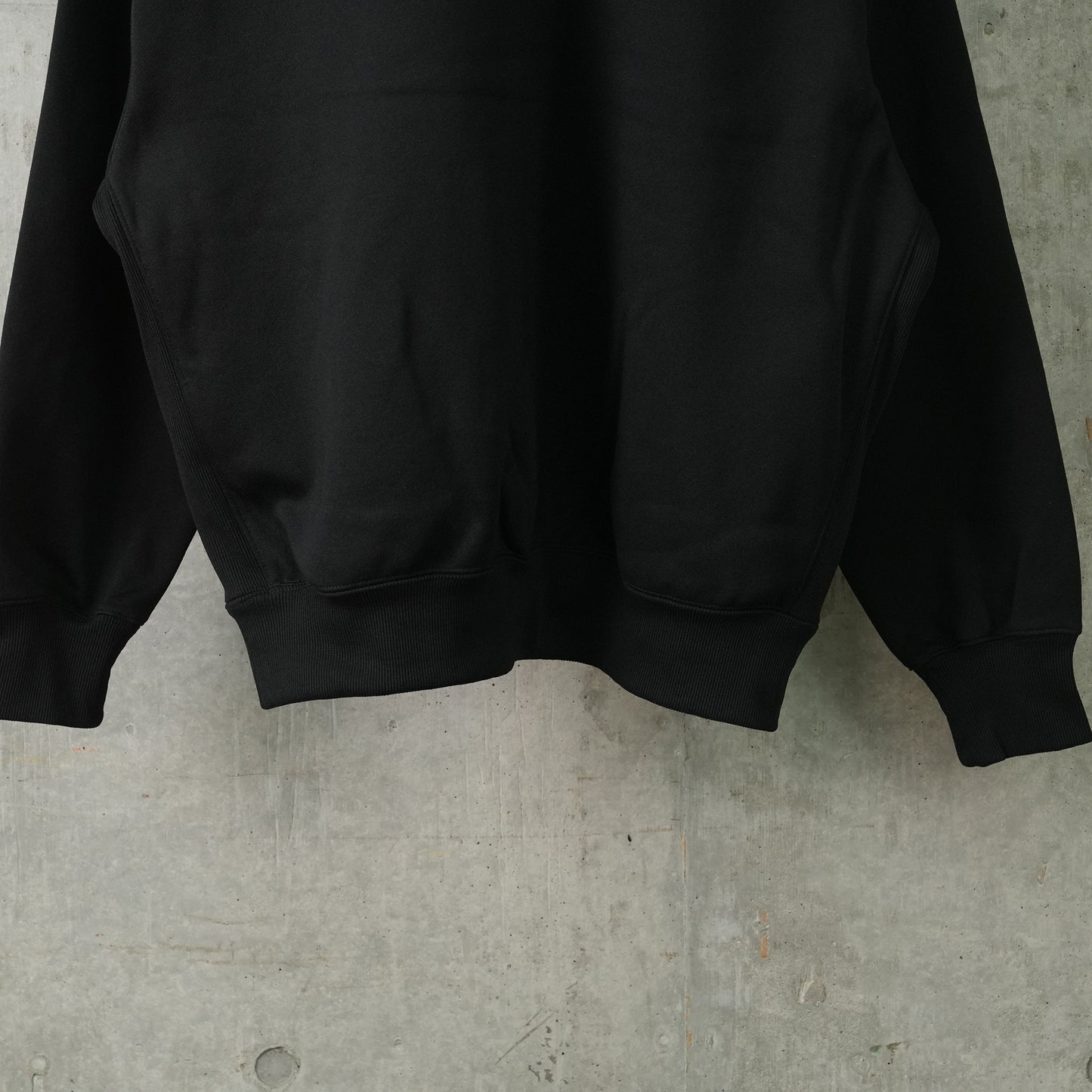 TECH SWEAT SNAP PULLOVER / BLACK