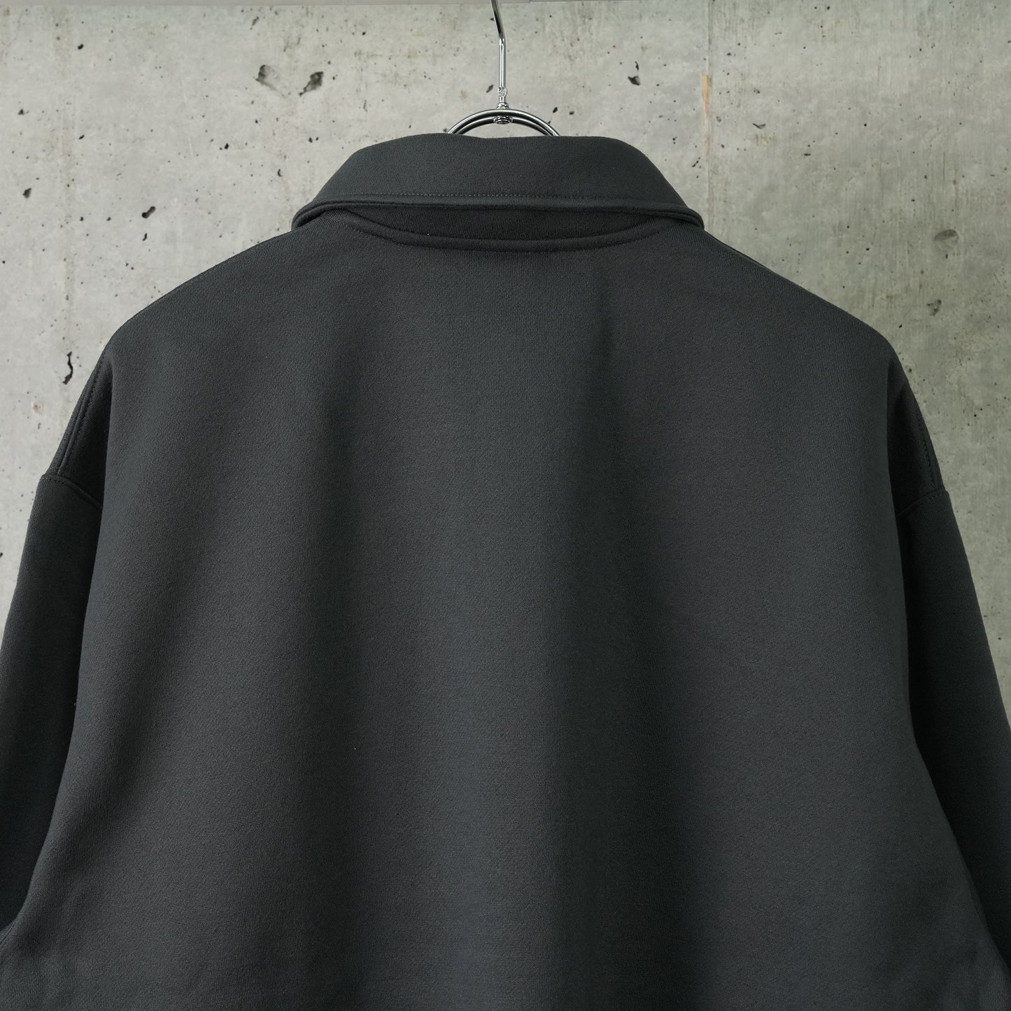 TECH SWEAT SNAP PULLOVER / CHARCOAL