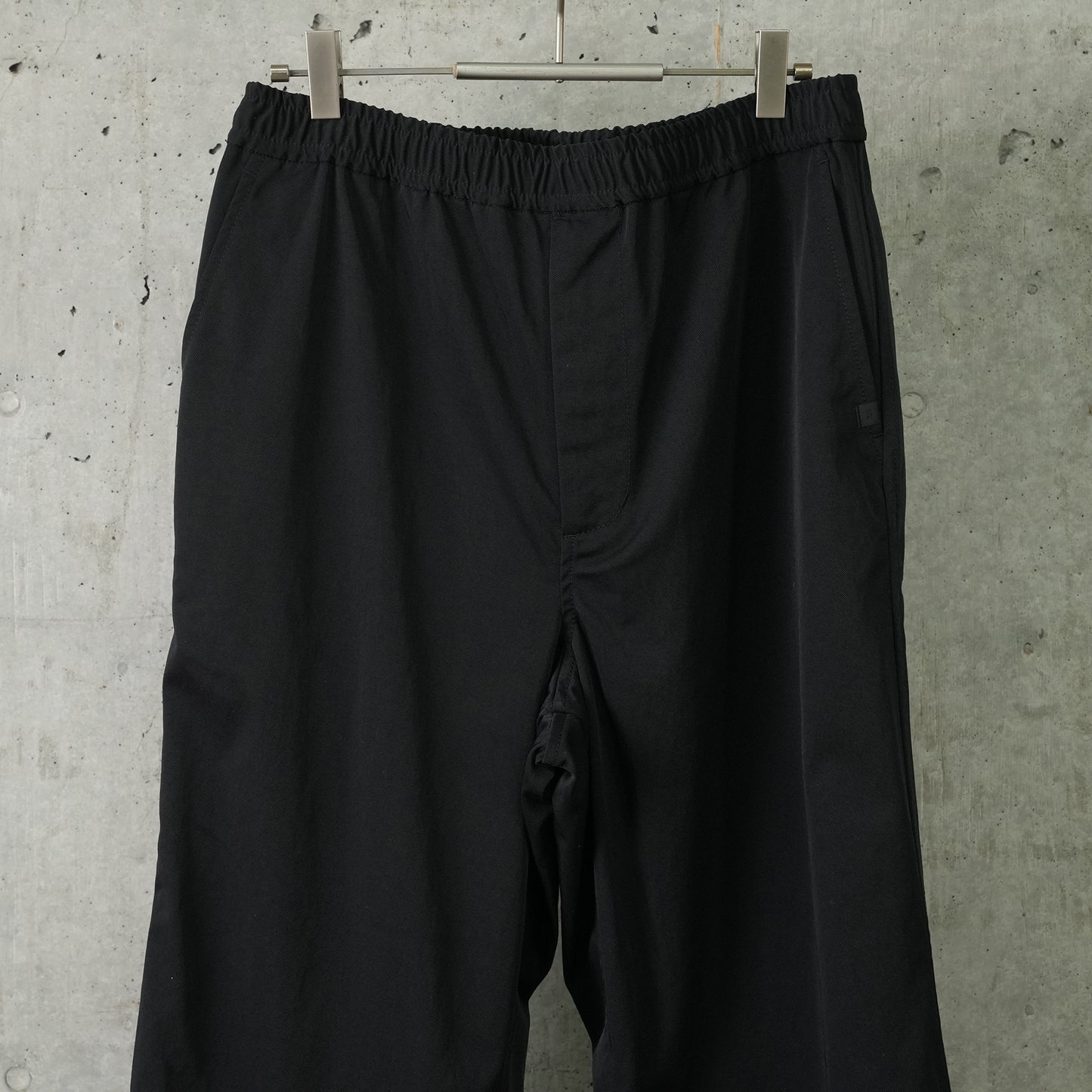 TECH EASY TROUSERS TWILL / BLACK