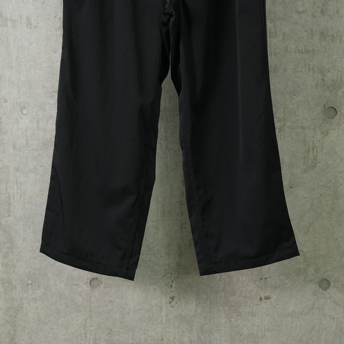 TECH EASY TROUSERS TWILL / BLACK