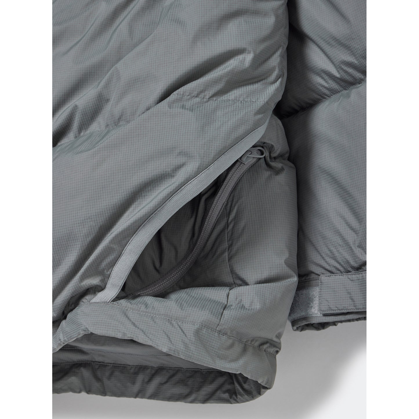 TECH ALPINE DOWN PARKA / LT.GRAY