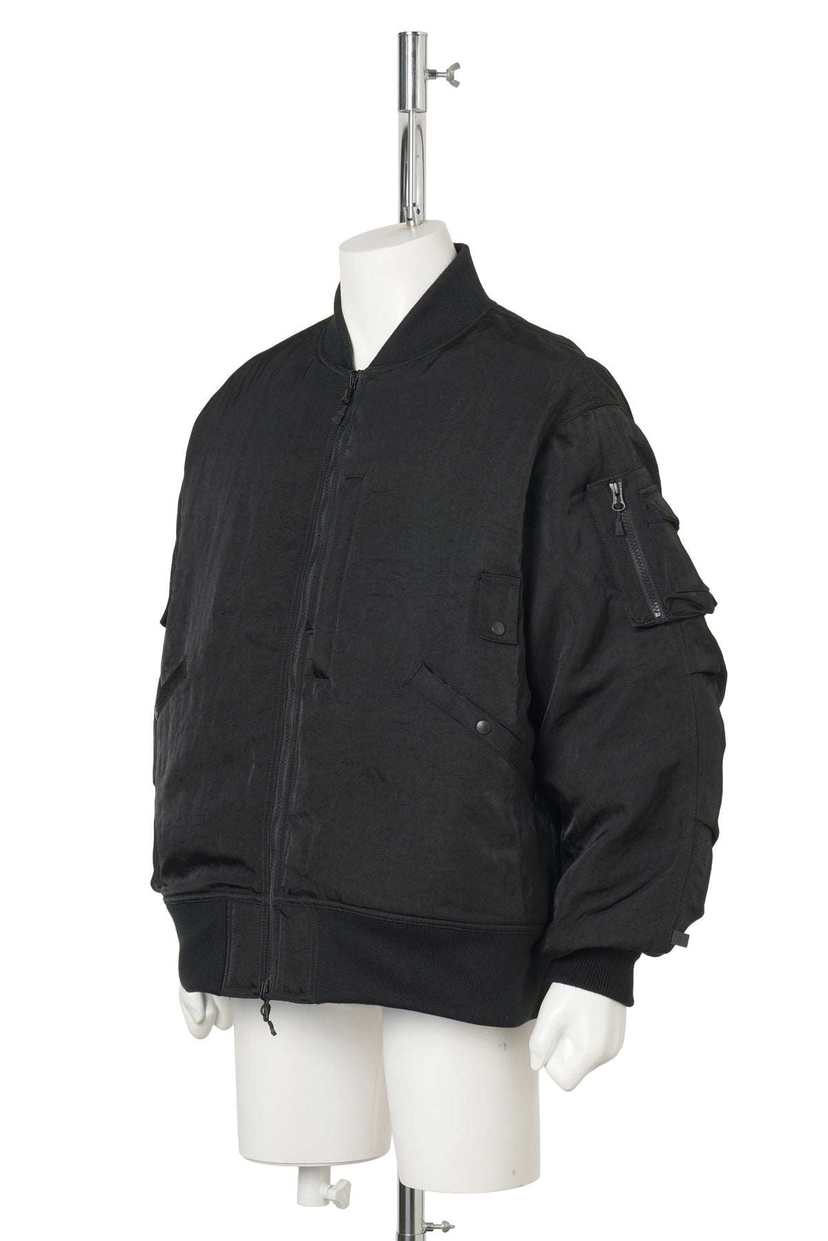 TECH REVERSIBLE MA-1 DOWN JACKET / BLACK x INK BLACK