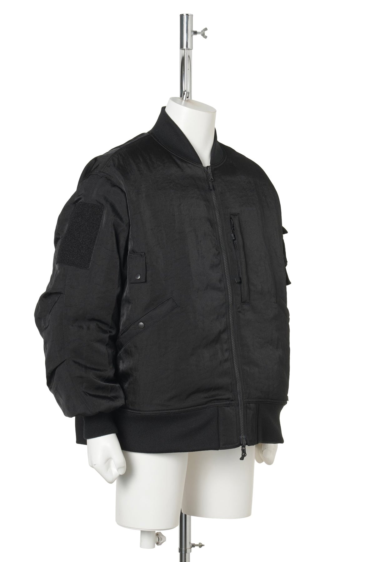 TECH REVERSIBLE MA-1 DOWN JACKET / BLACK x INK BLACK