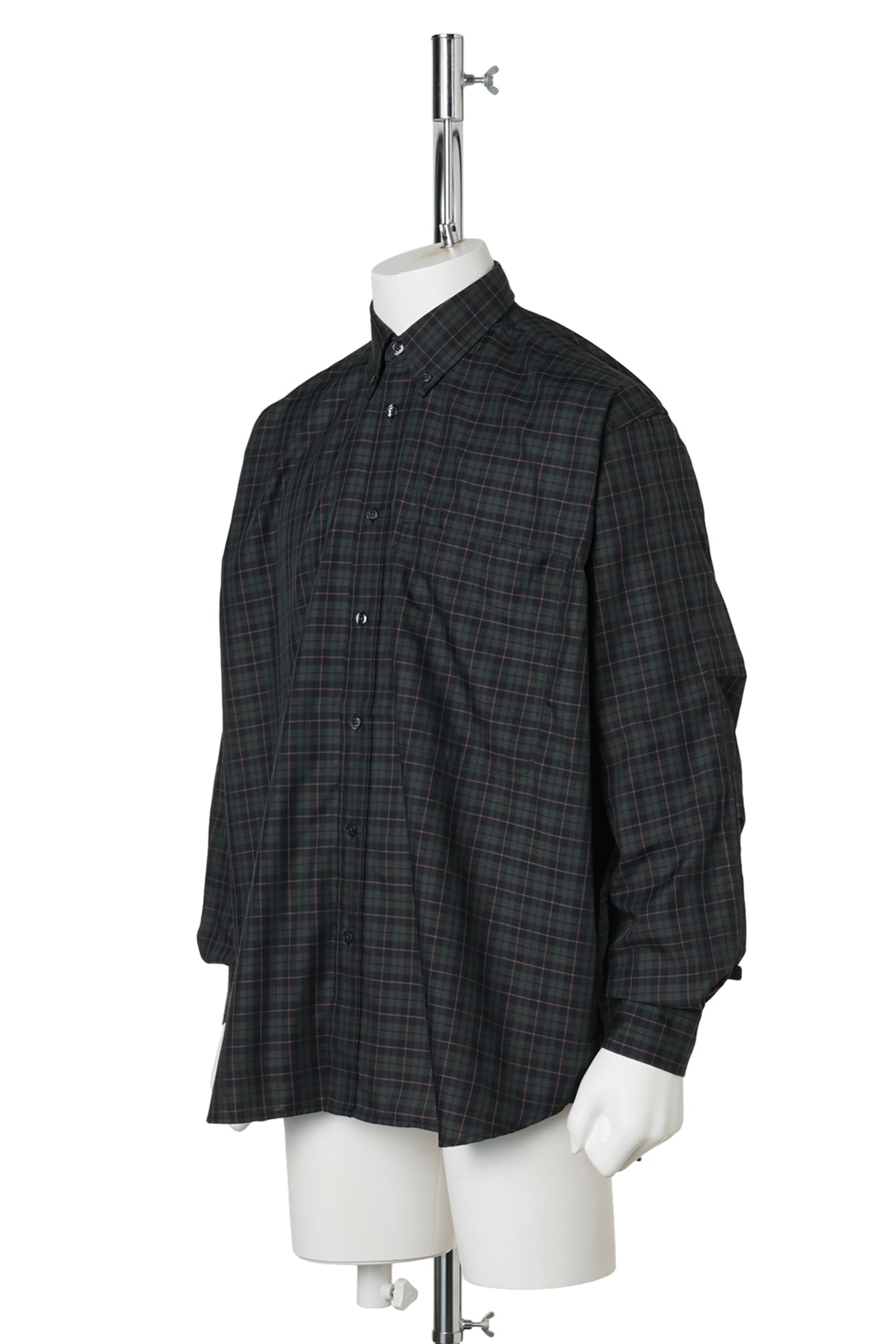 TECH BUTTON DOWN SHIRT L/S PLAIDS / CHARCOAL