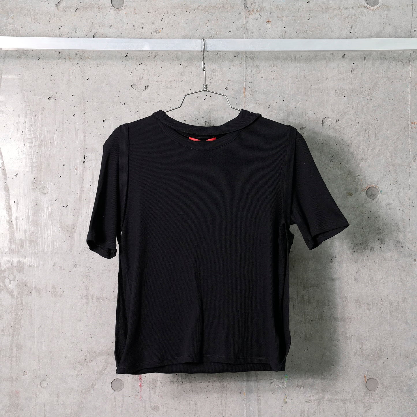 FLIP TEE / ASPHALT