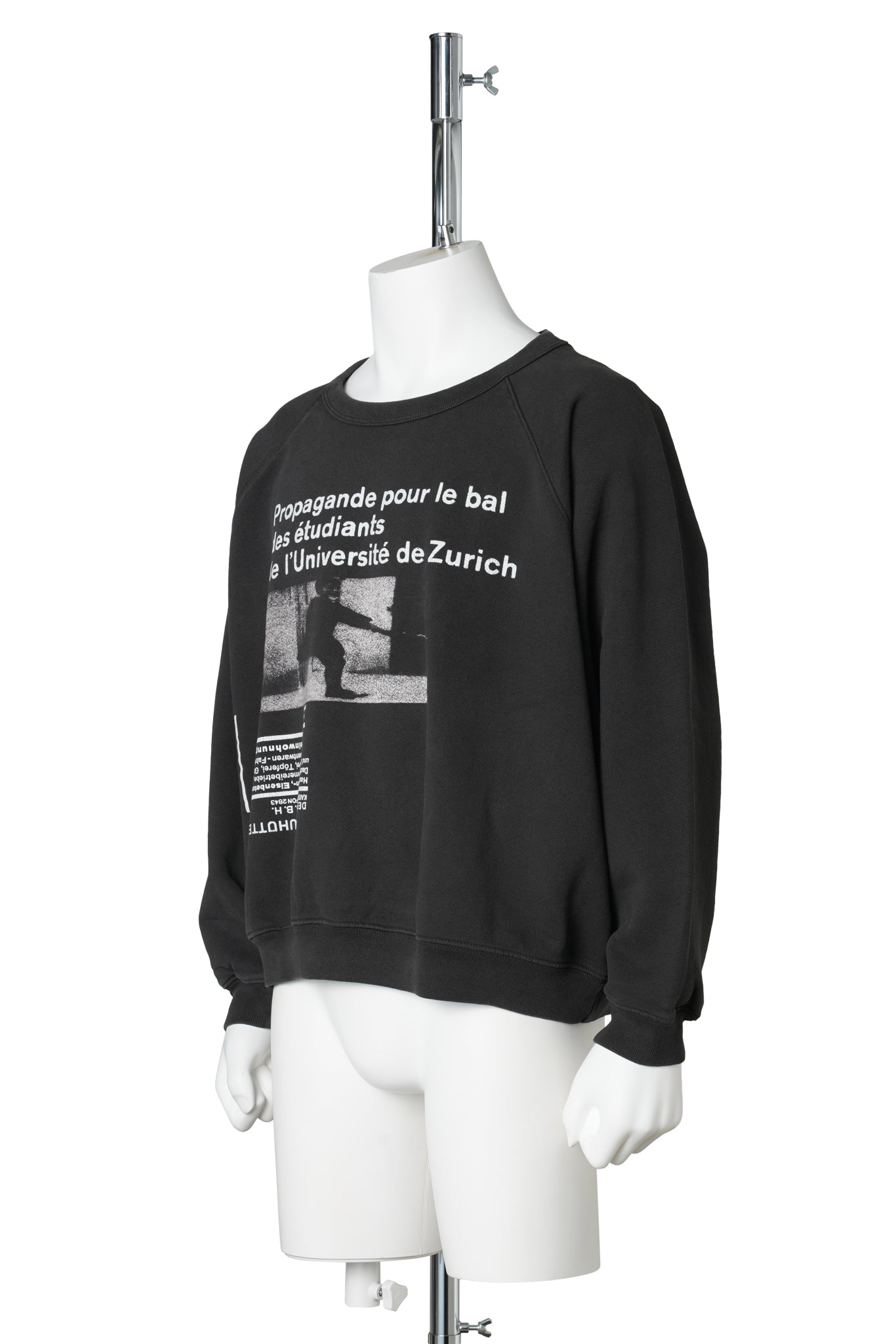 L'UNIVERSITÉ DE ZURICH RAGLAN CREWNECK / FADED BLACK
