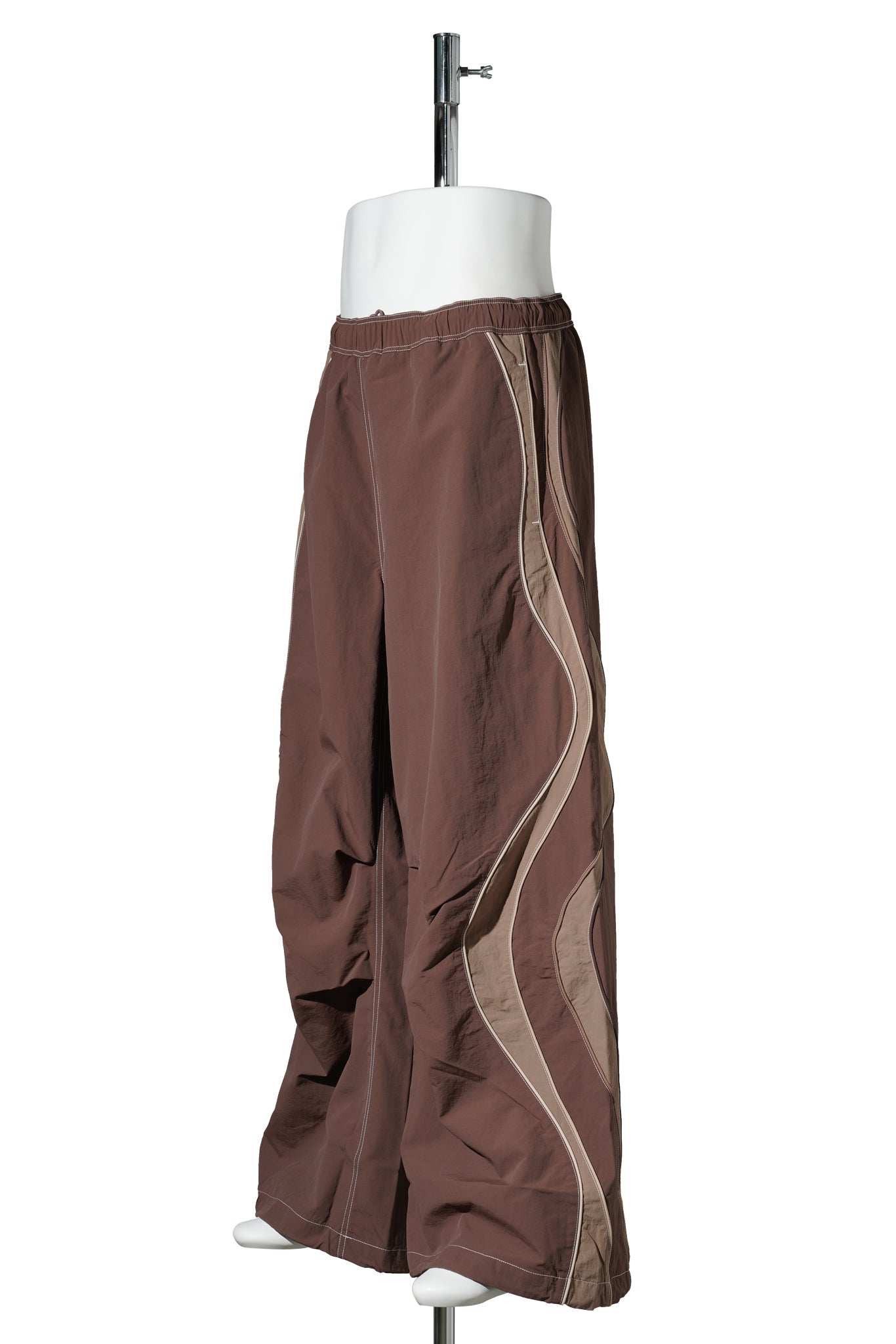 UNISEX UFO TRACK PANTS WOVEN / BROWN