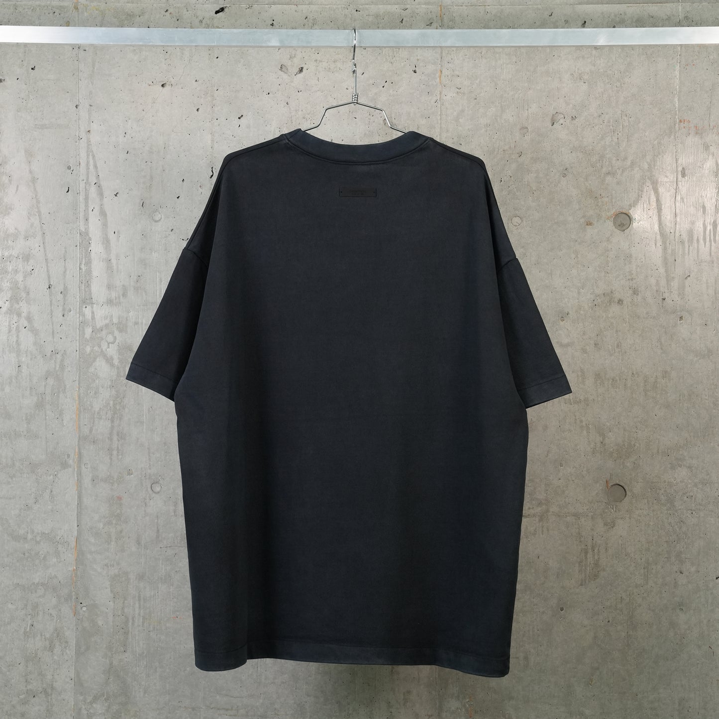 HEAVY CREWNECK TEE / BLACK