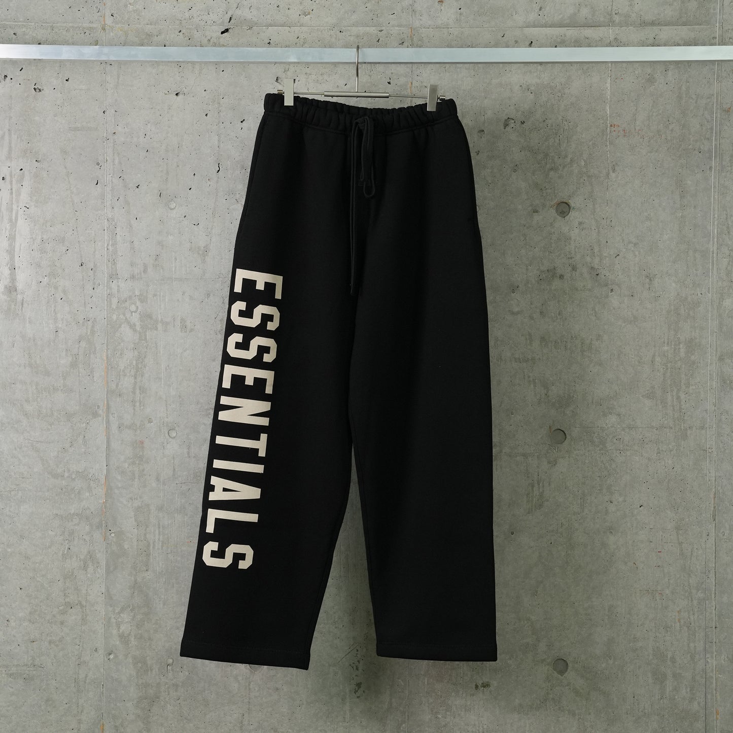 FLEECE RELAXED SWEATPANT / BLACK