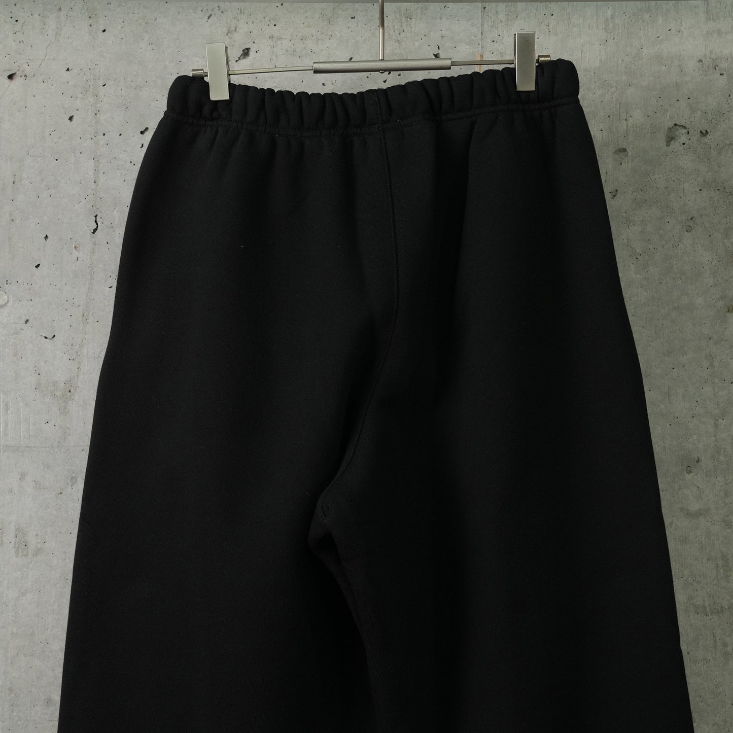 FLEECE RELAXED SWEATPANT / BLACK