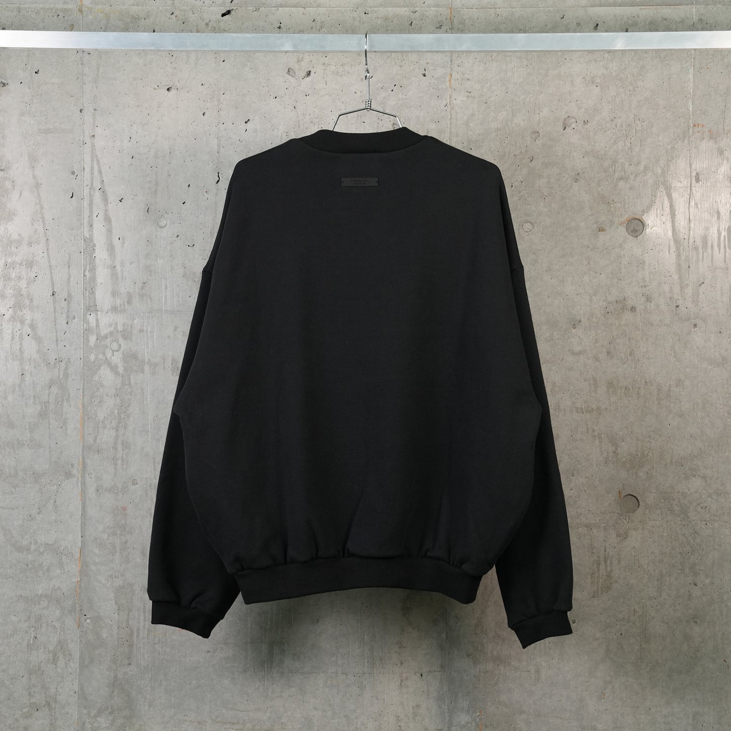 HEAVY FLEECE CREWNECK / BLACK