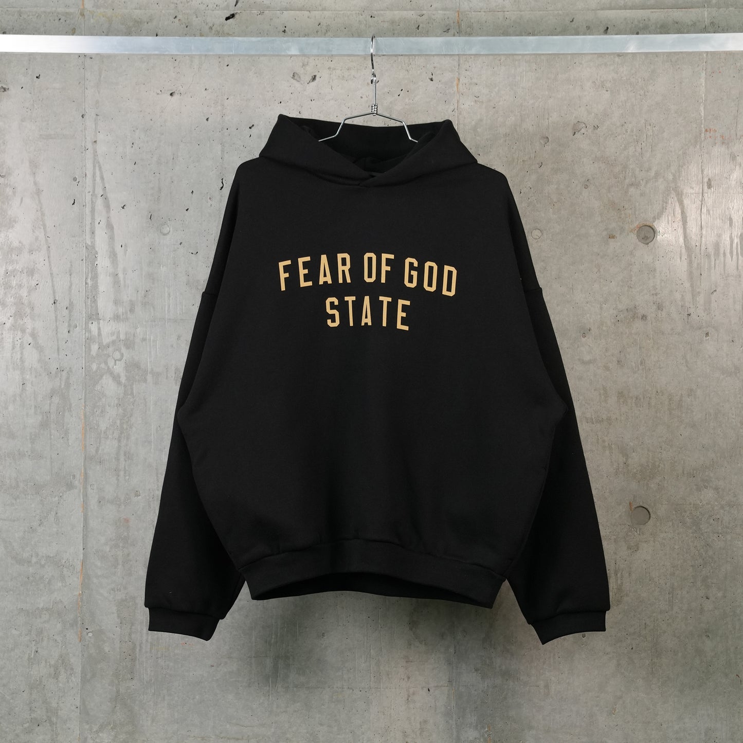 FLEECE HOODIE / BLACK