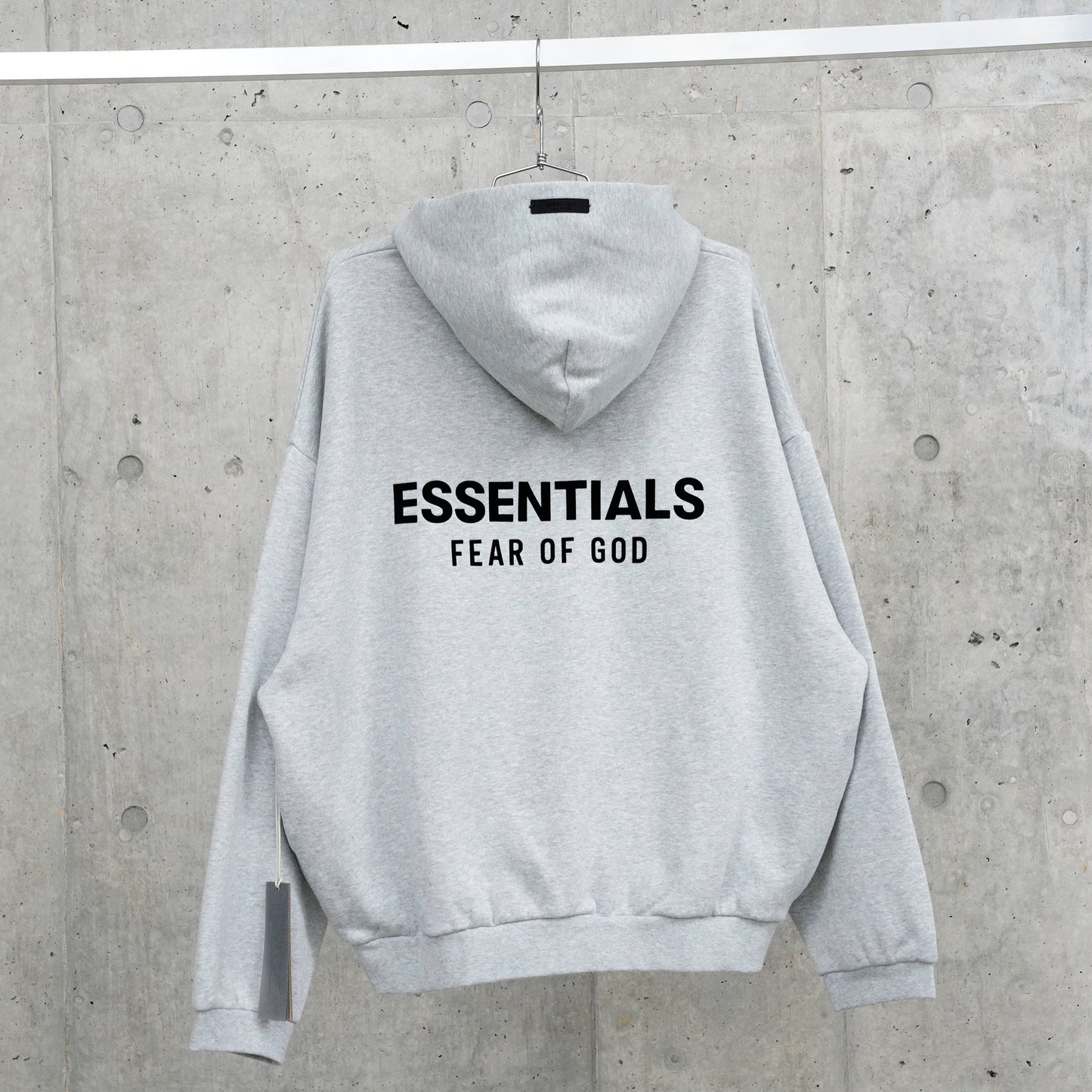 FLEECE HOODIE / LIGHT HEATHER GRAY