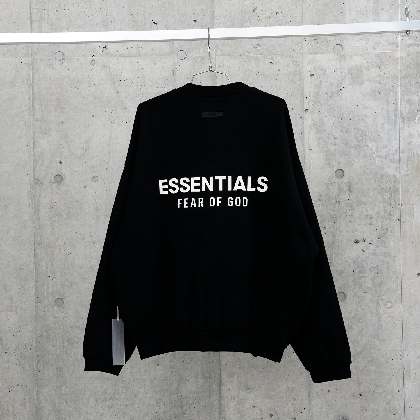 FLEECE CREWNECK / BLACK