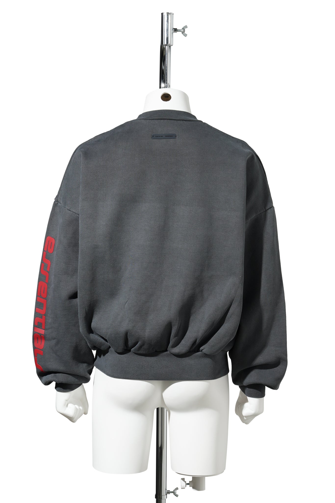 CROPPED RELAXED SWEATSHIRT / IRON GREY