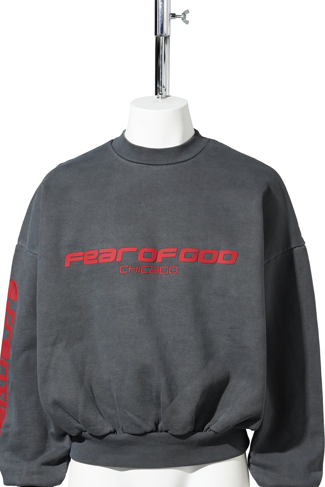 CROPPED RELAXED SWEATSHIRT / IRON GREY