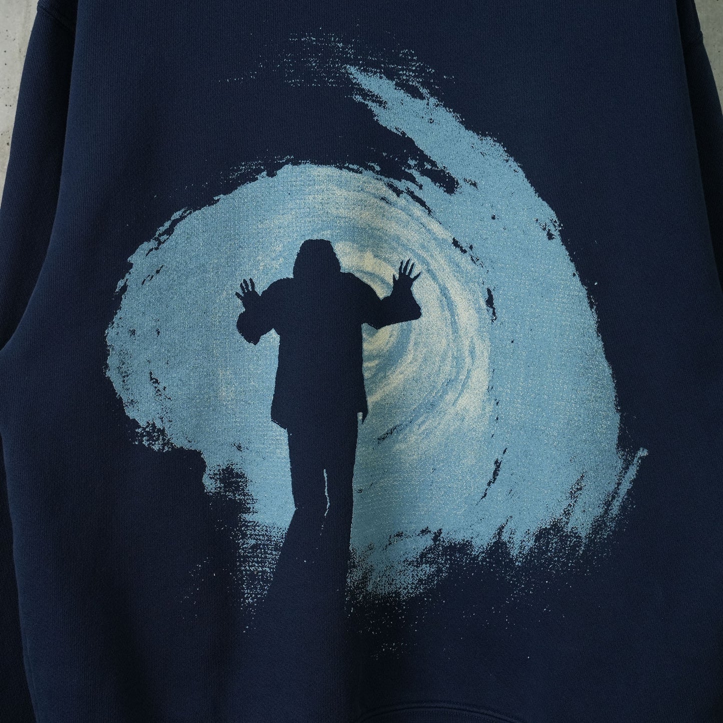 TUNNEL VISION CREWNECK SWEATSHIRT / NAVY