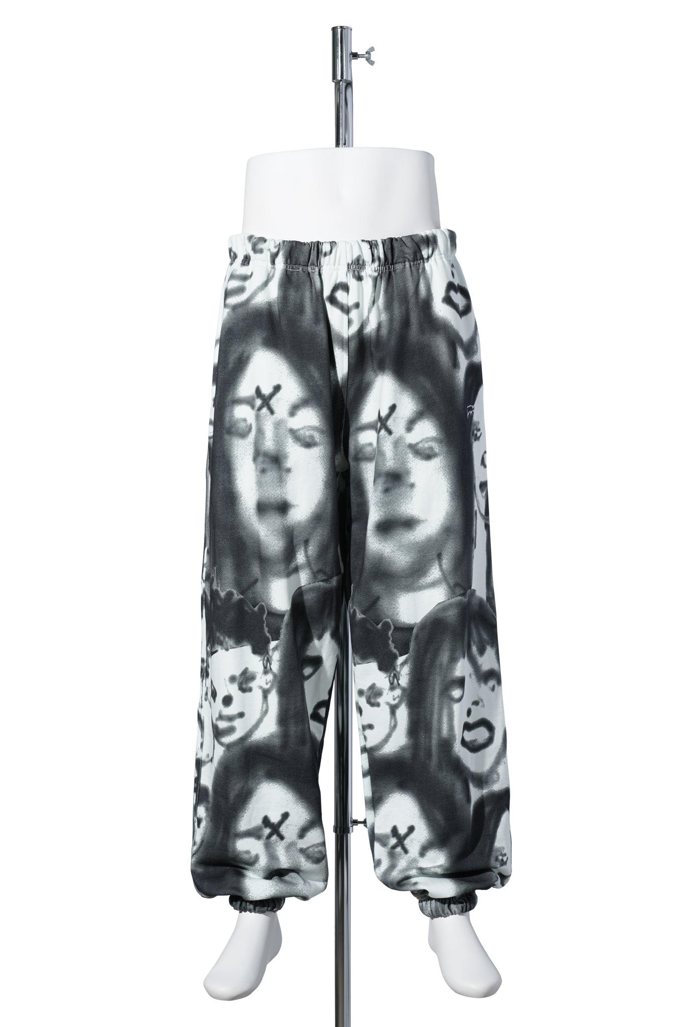 DILL FACES AOP SWEATPANTS / AOP