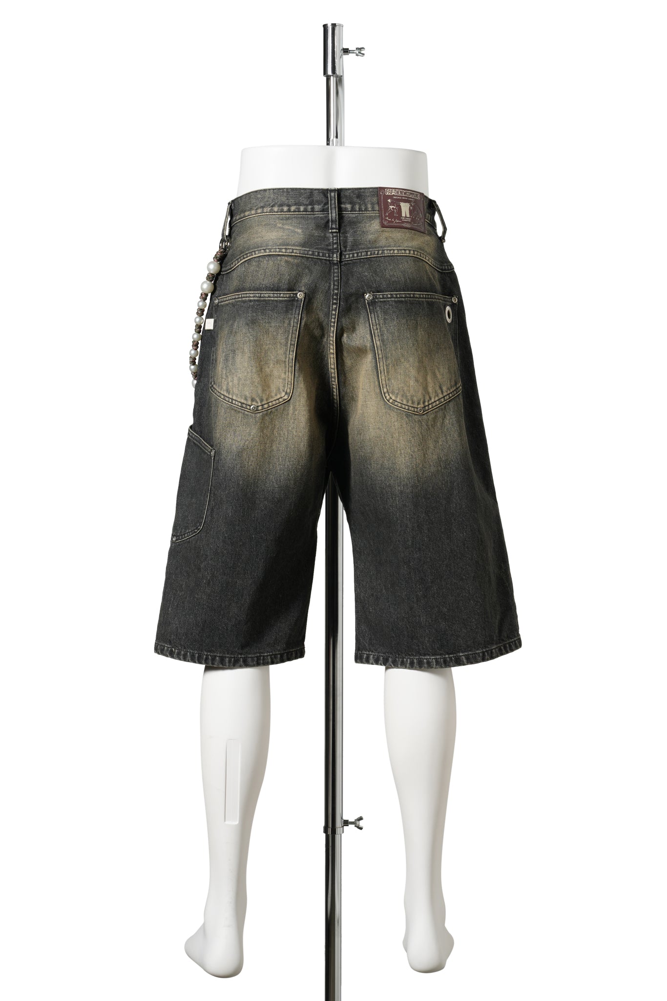 NEWCOMMUNE BAGGY DENIM SHORTS / BLACK
