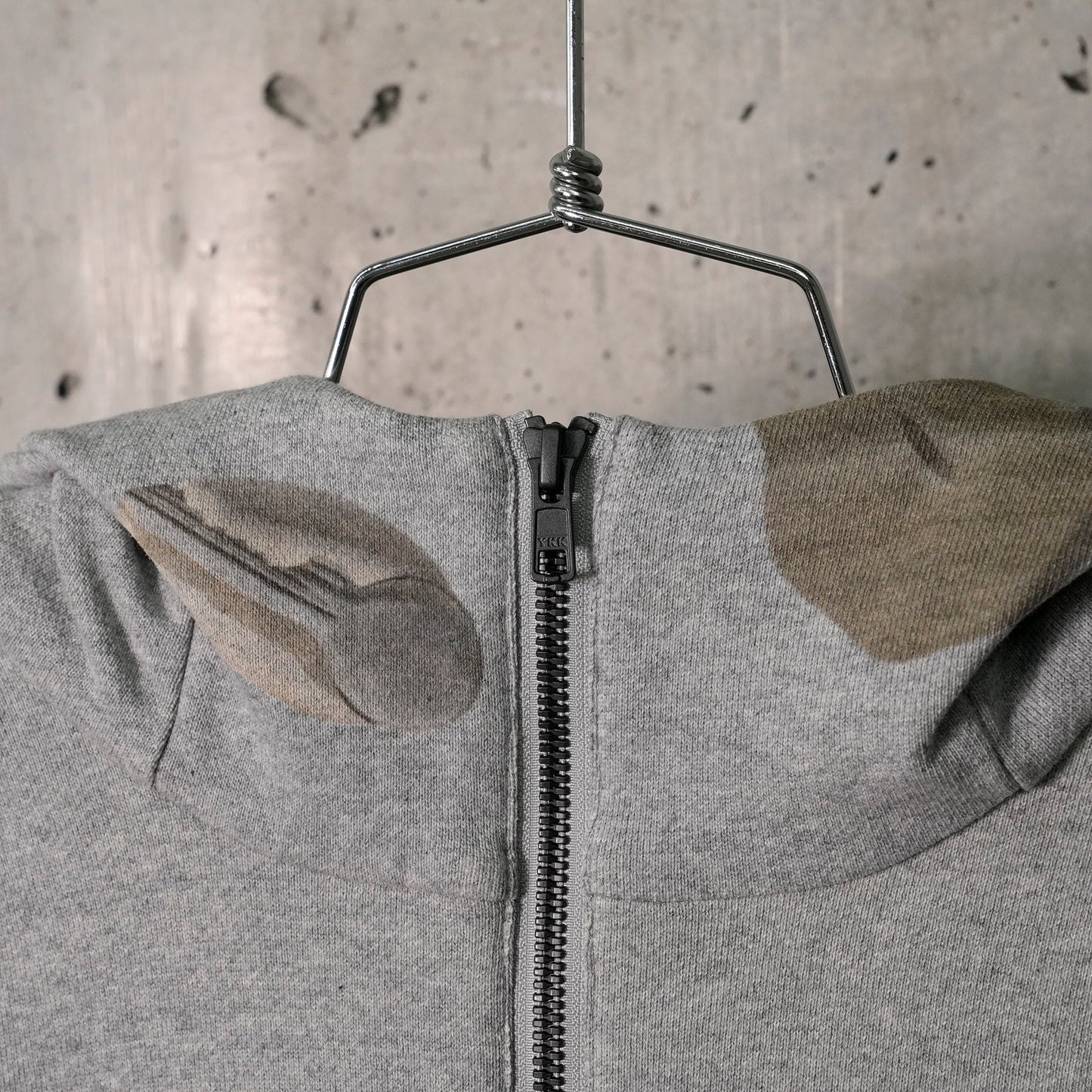 PACKING LIST CAPE HOODIE / GRAY