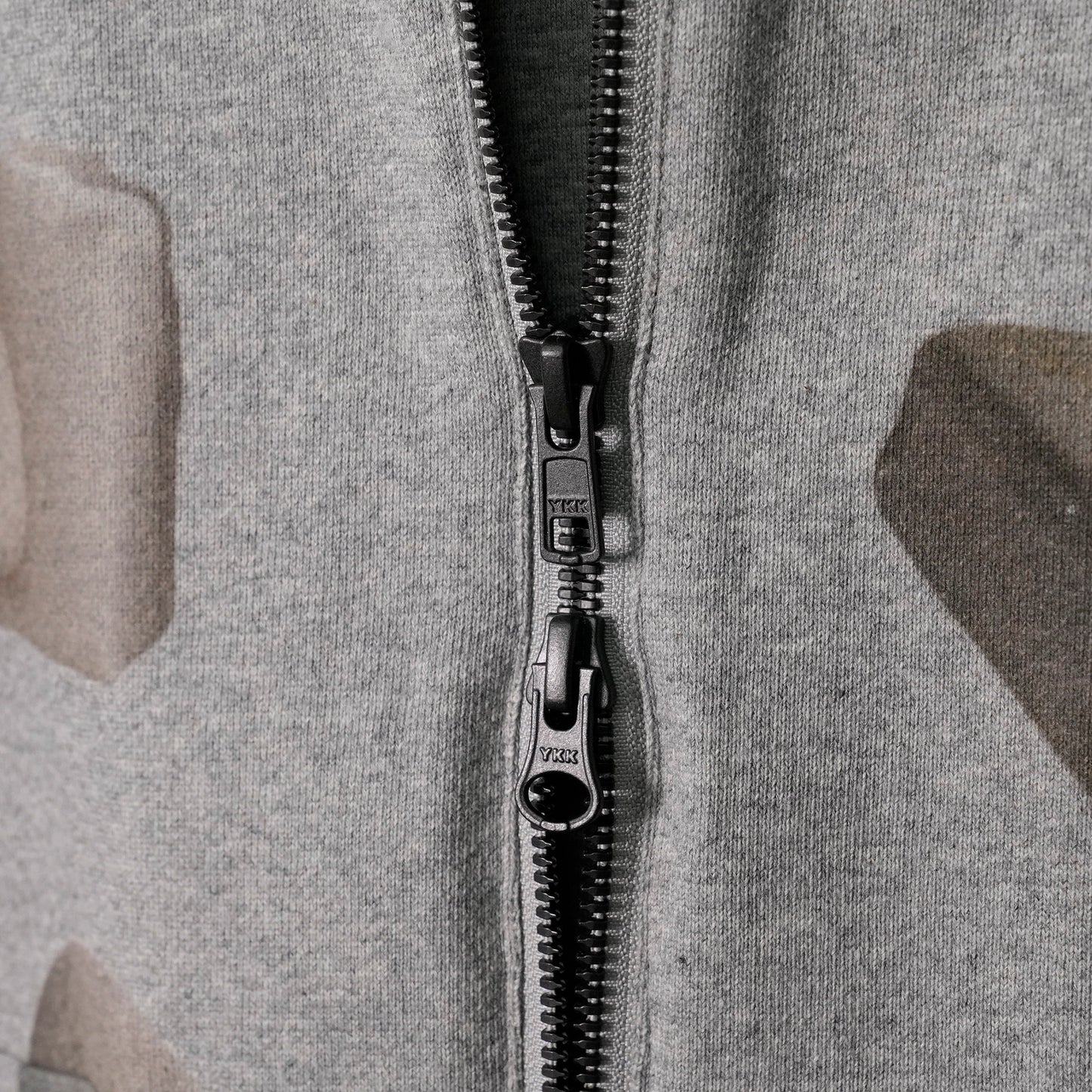 PACKING LIST CAPE HOODIE / GRAY