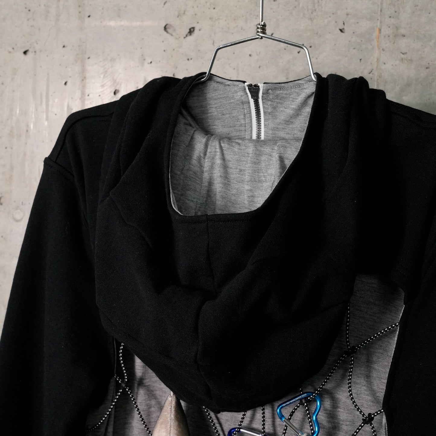 UTILITY NETTING LONG HOODIE / BLACK