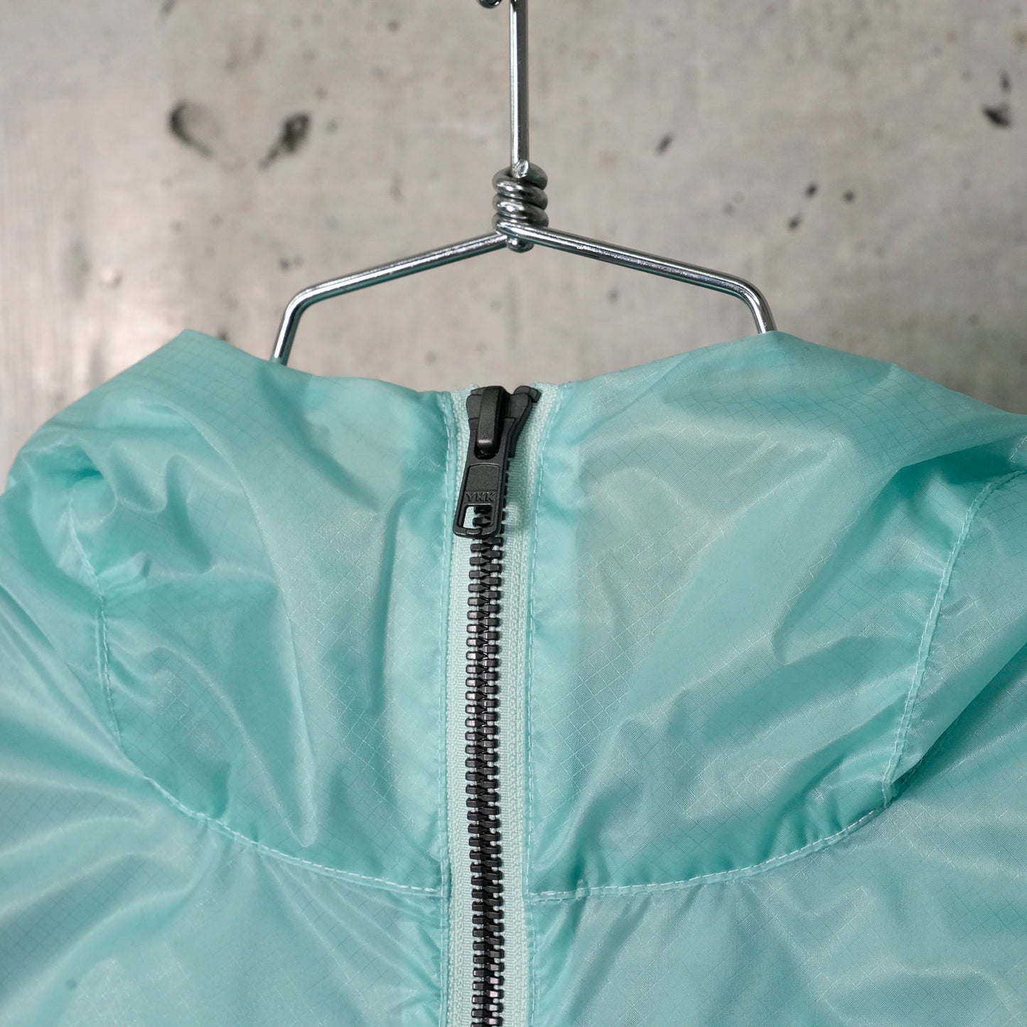 CAPE RAIN JACKET BABY BLUE / AQUA