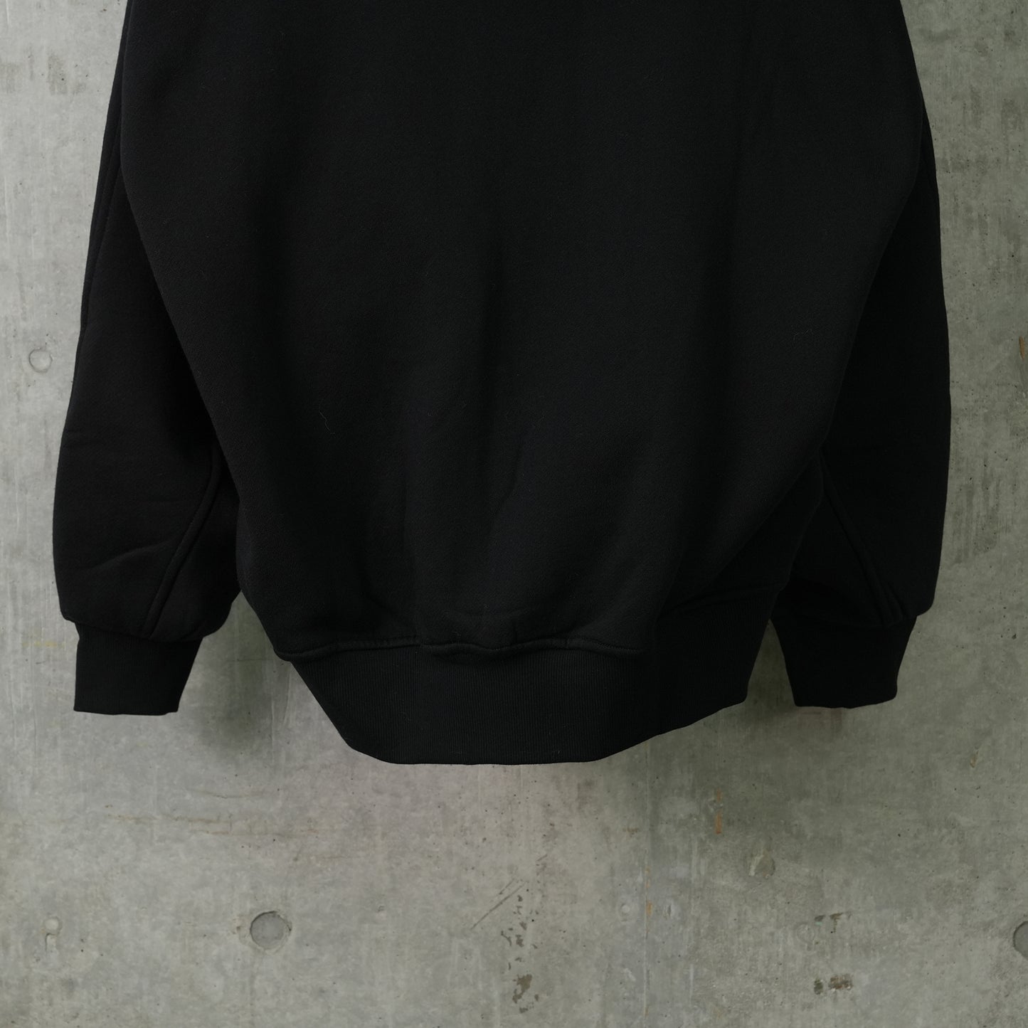 BLACK SEAMING HOODIE / BLACK