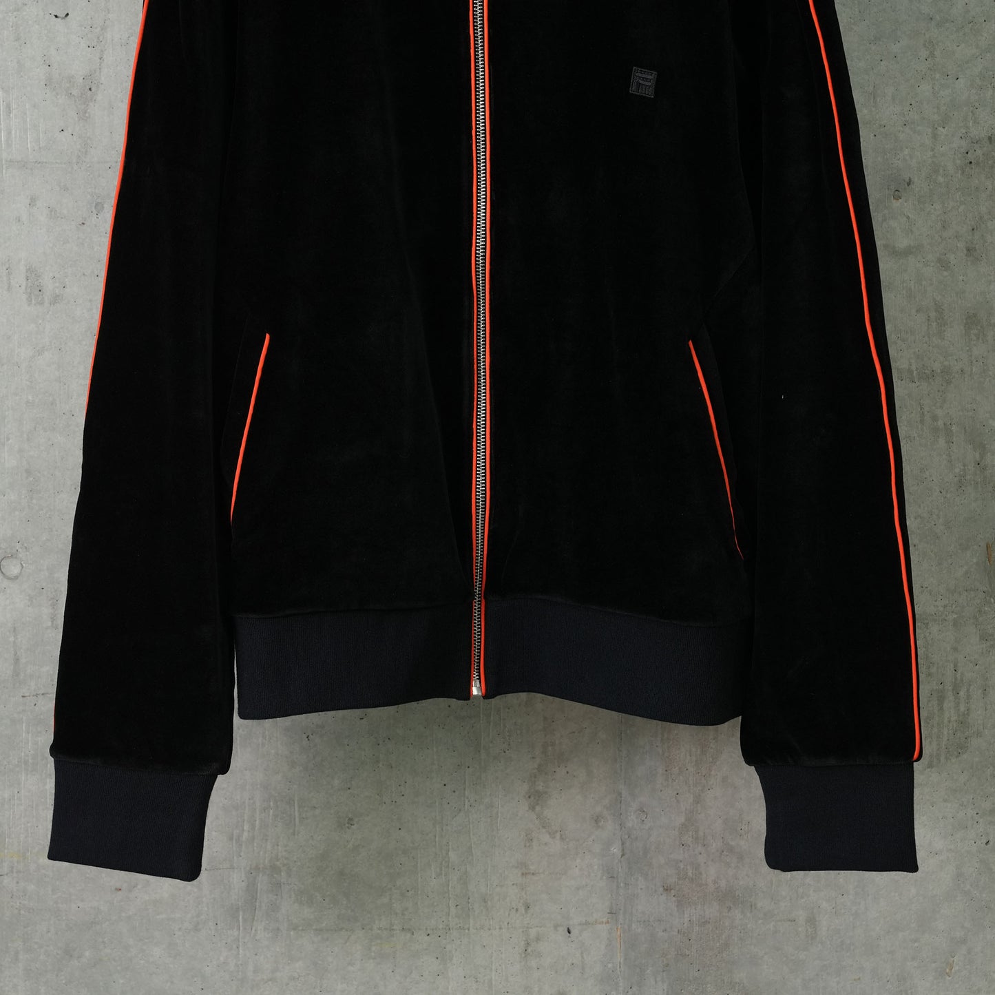 F+ VELOUR TRACK TOP / C901:JET BLACK