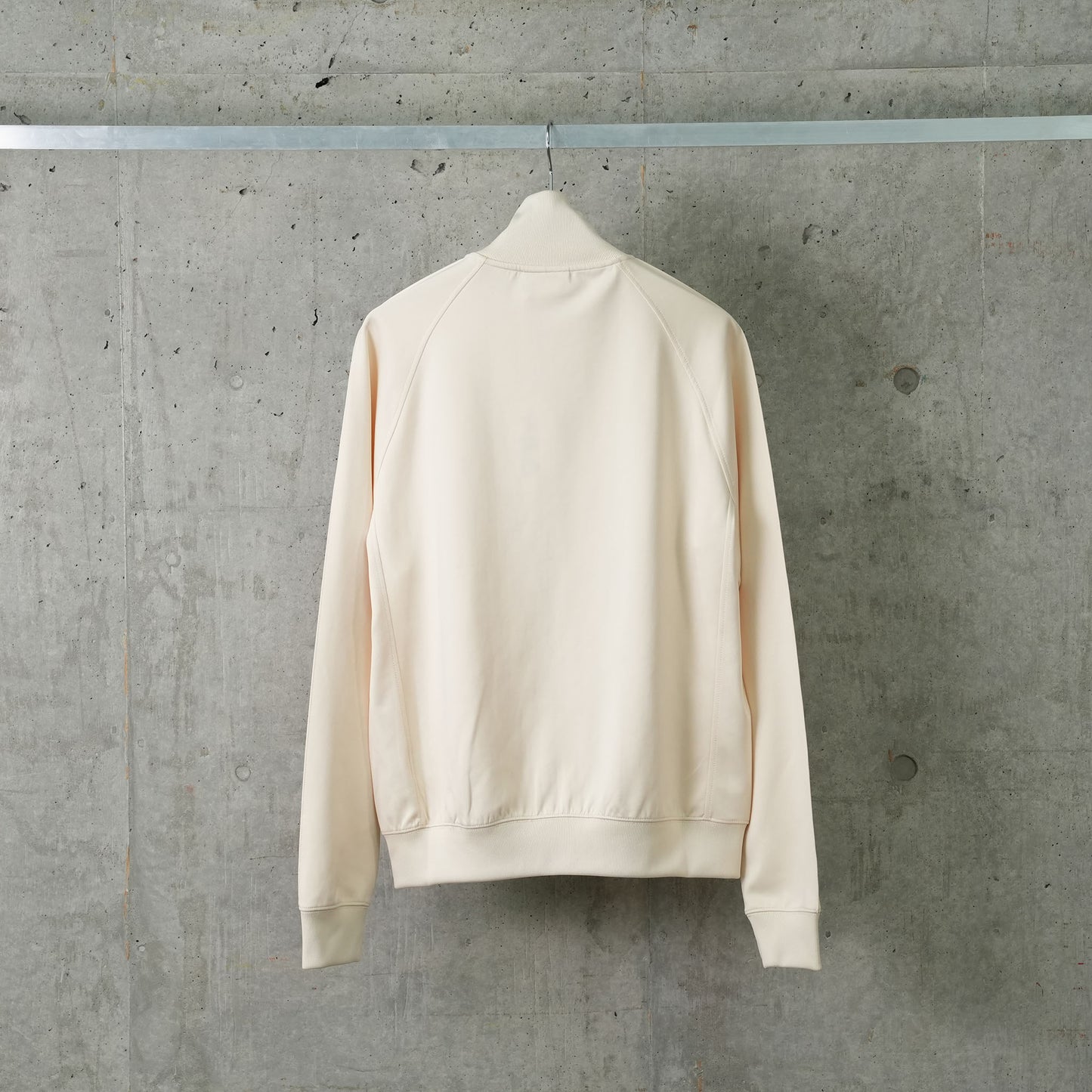 F+ ACE TRACK TOP / C001:IVORY