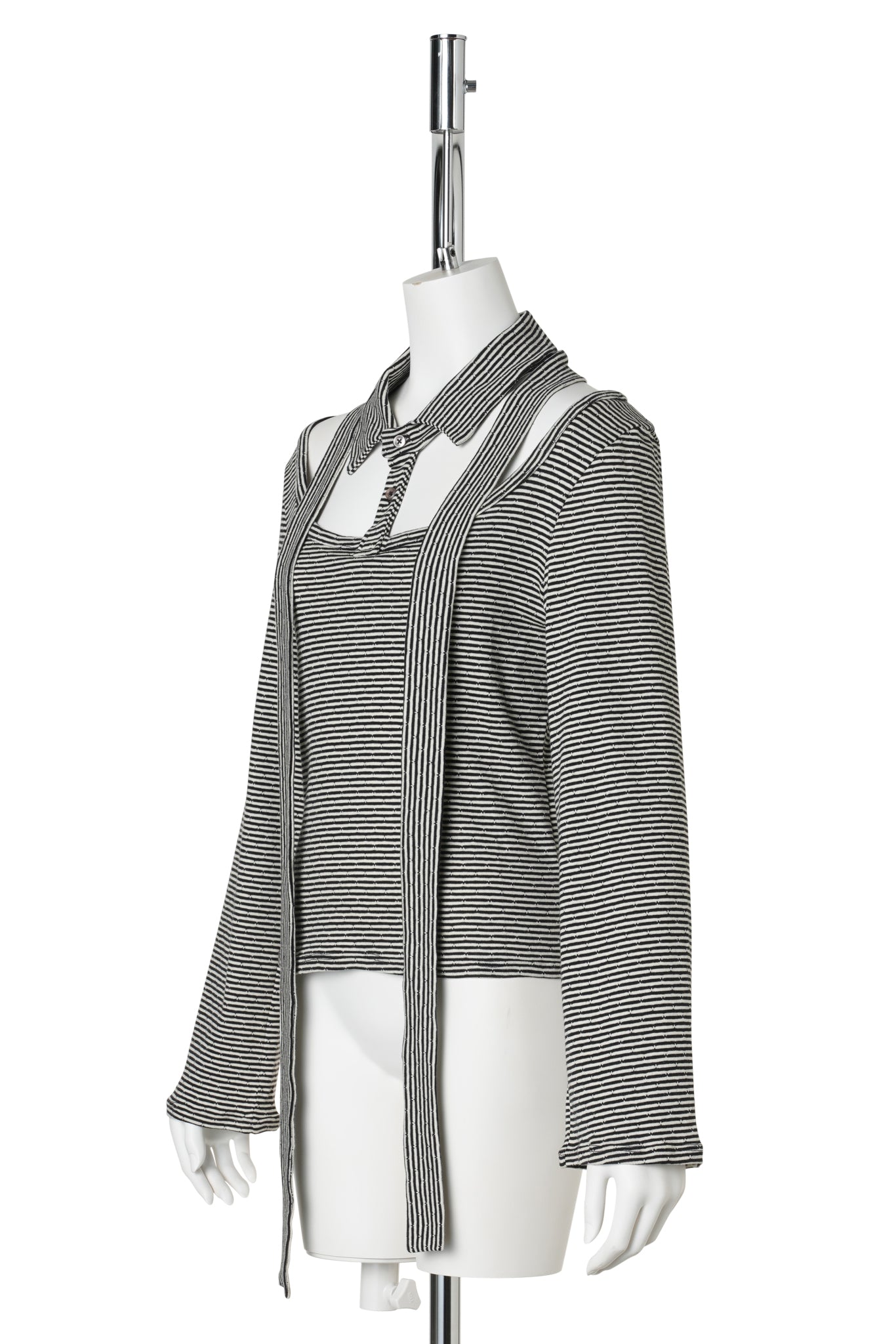 TRIXTINA COLLAR TOP FW26 / BLACK AND WHITE