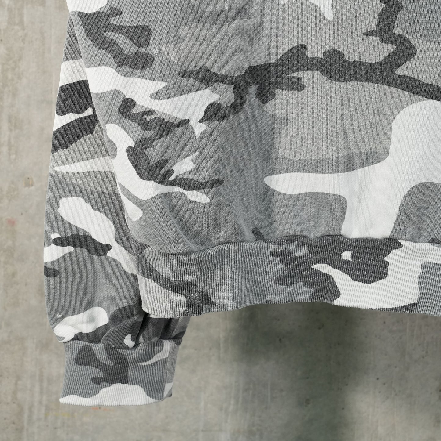 DISTRESSED CAMO SWEAT ZIP HOODIE / UC(GREY CAMO)