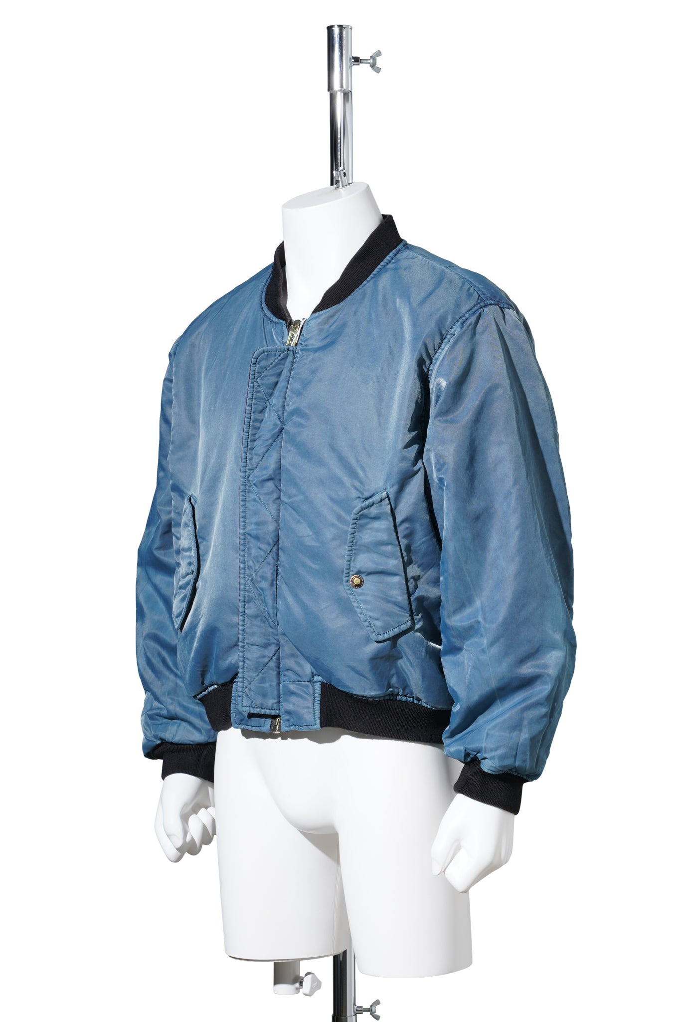 GAMENT DYE NYLON BOMBER JACKET / BLUE x BROWN