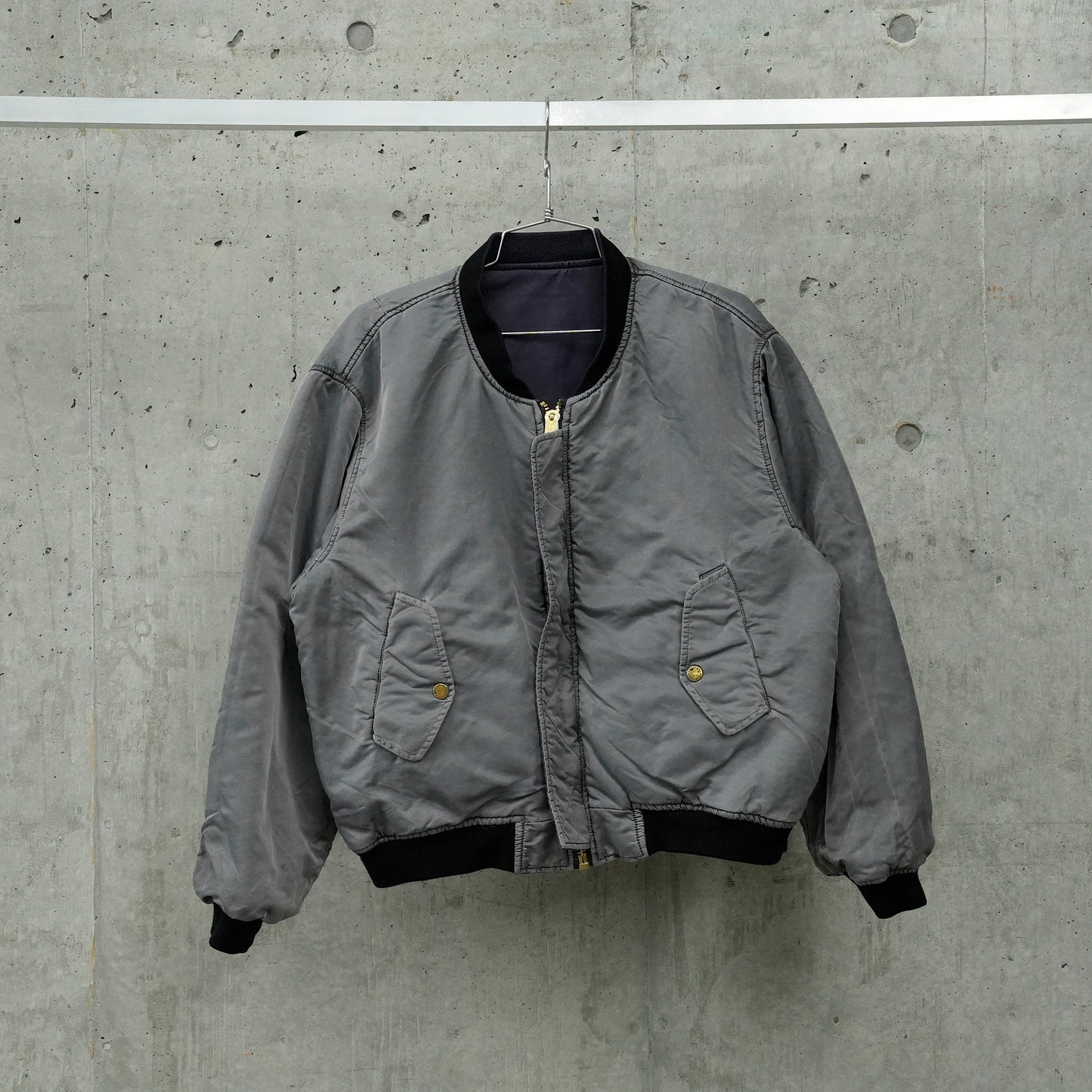 GARMENT DYE PADDED BOMBER JACKET / UC