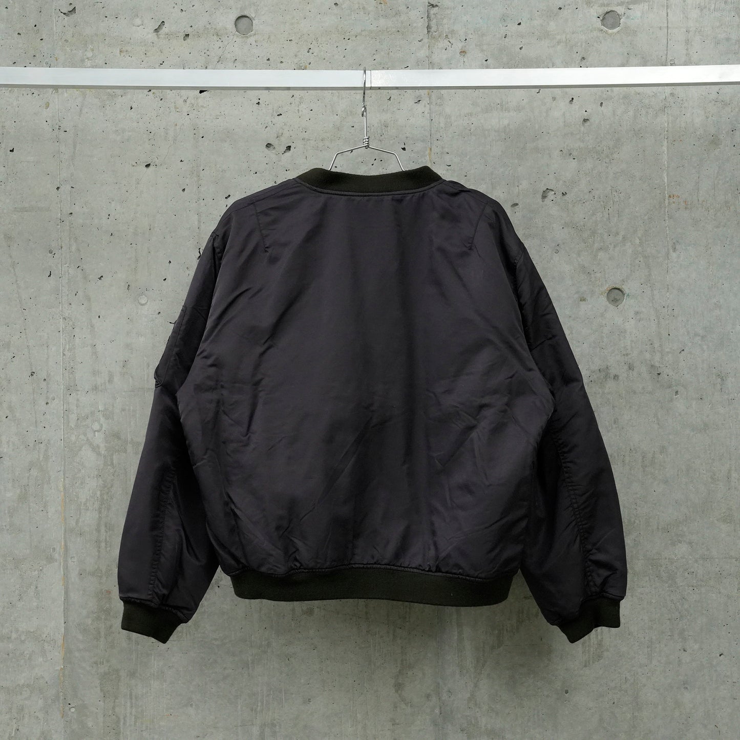 GARMENT DYE PADDED BOMBER JACKET / WC