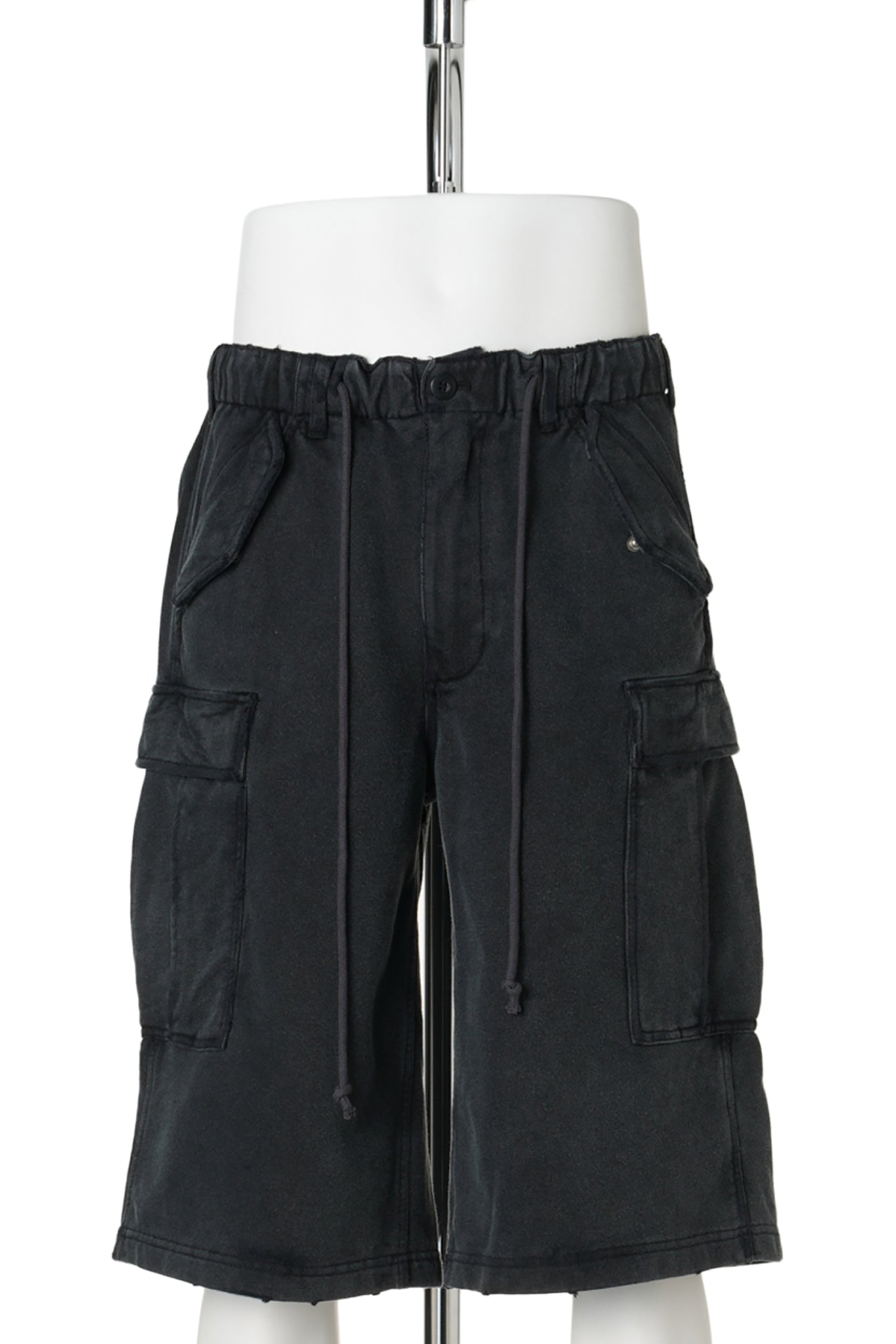 DISTRESSED SWEAT CARGO SHORT PANTS / BLACK