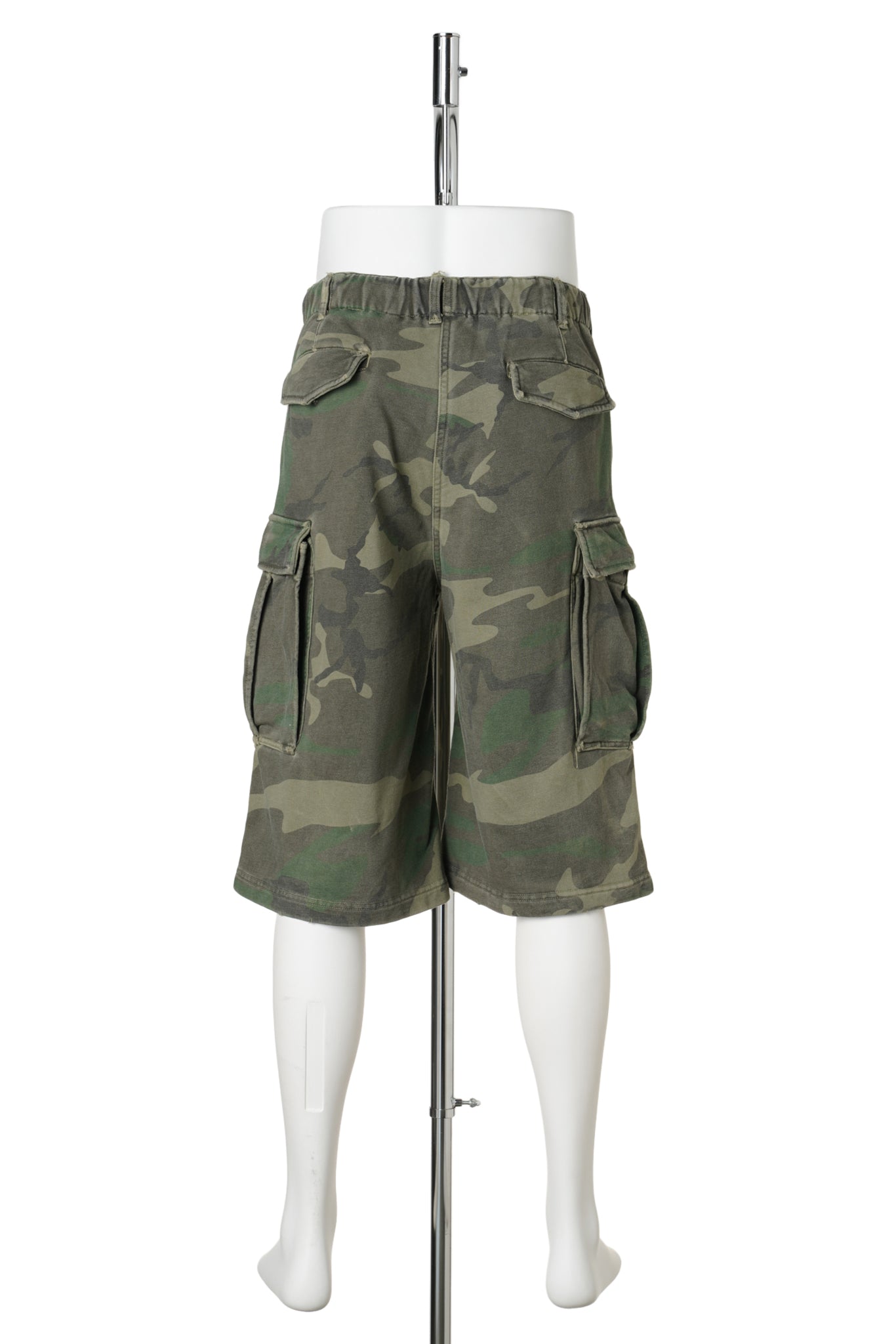 DISTRESSED SWEAT CARGO SHORT PANTS / CAMO